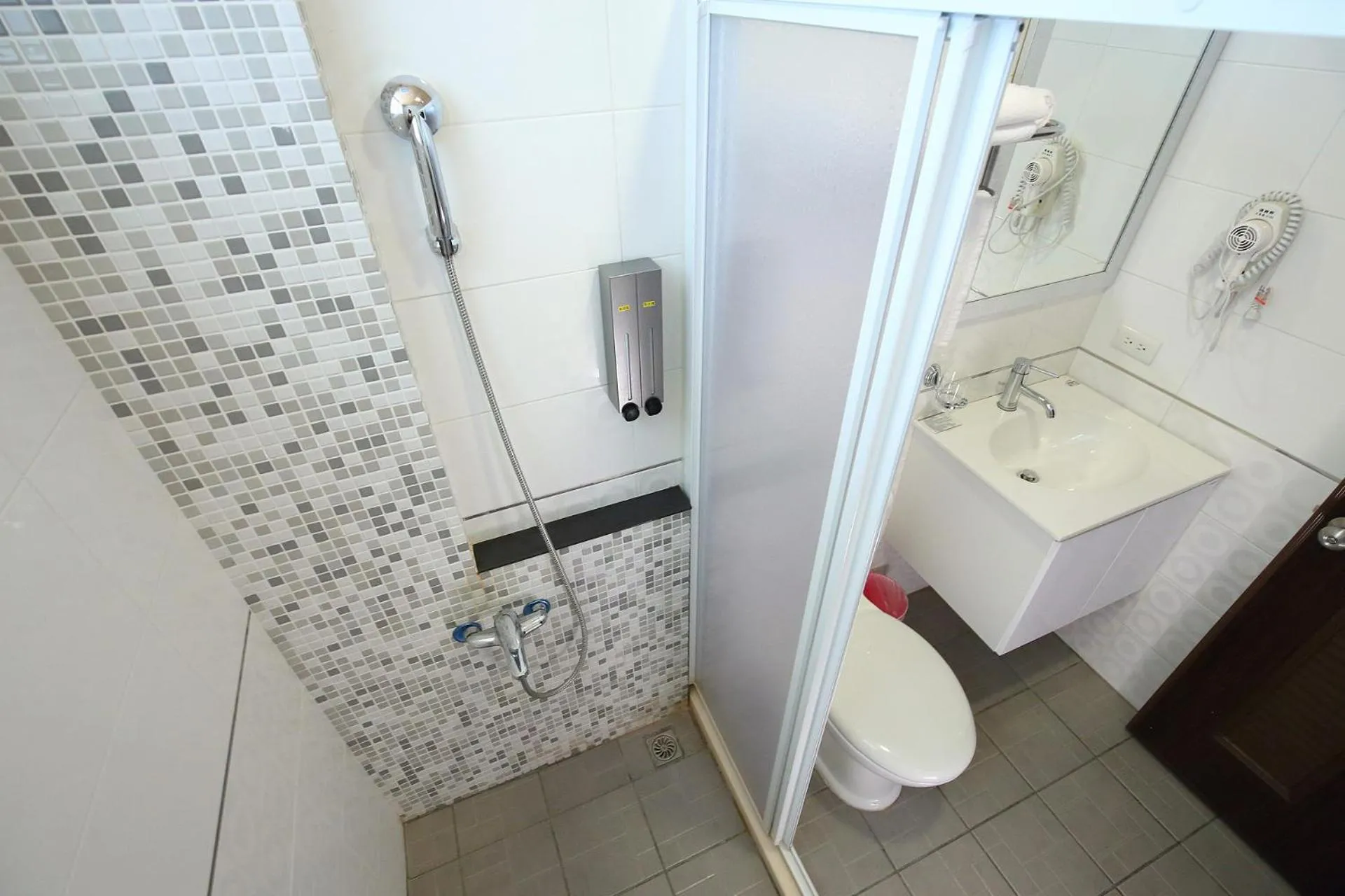 Shower in Shanghai Time