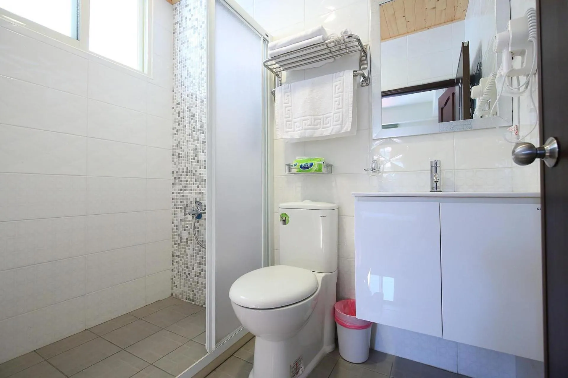 Shower in Shanghai Time