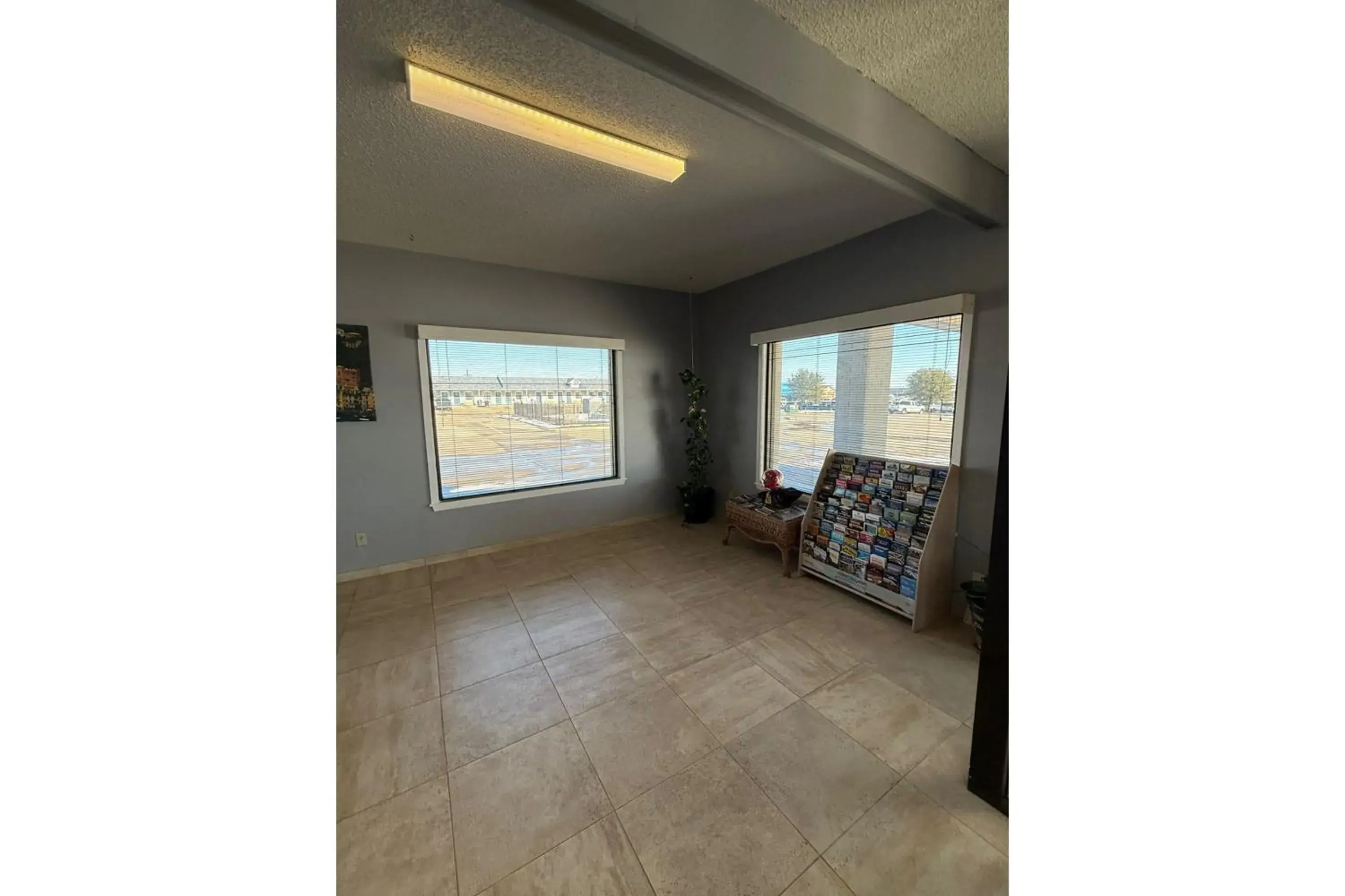 Lobby or reception in Victorian Inn by Belvilla White sboro US Hwy 82 Lobby or reception in Victorian Inn by Belvilla White sboro US Hwy 82