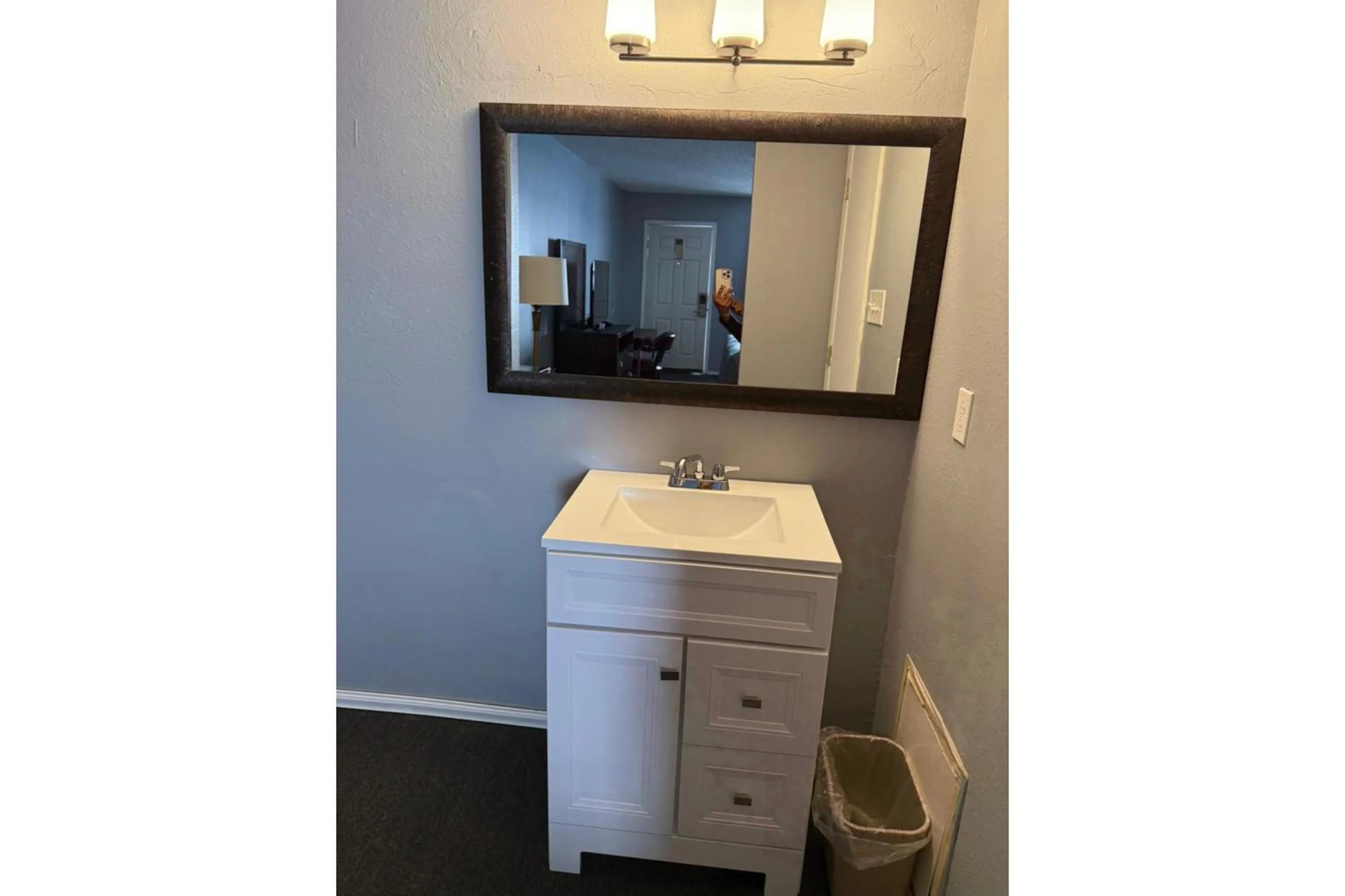 Bedroom in Victorian Inn by Belvilla White sboro US Hwy 82