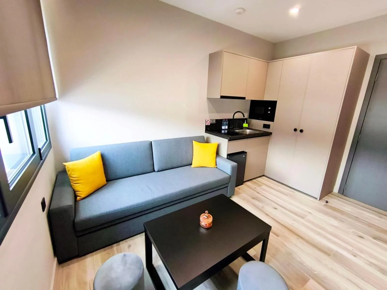 D Suites & Rooms