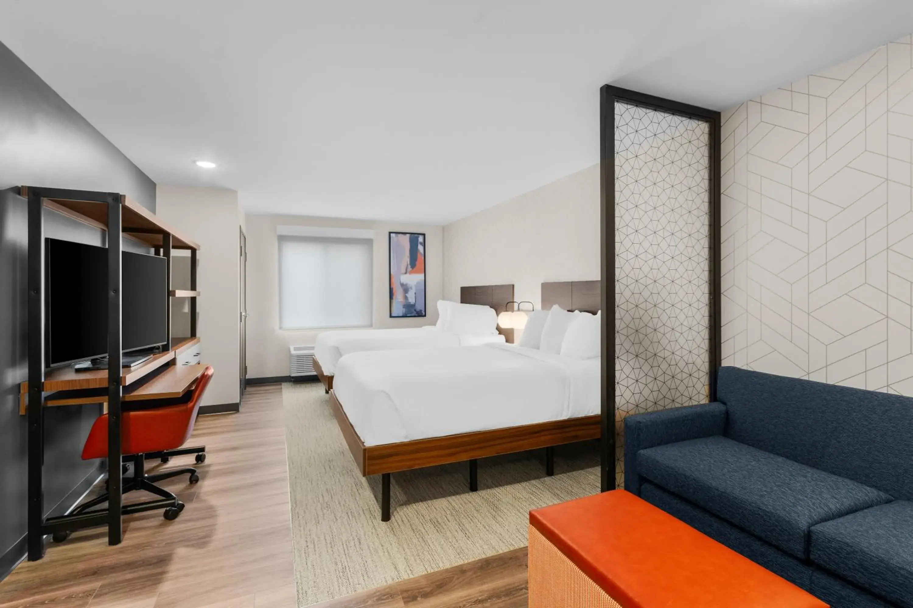 Queen Suite with Two Queen Beds and Dishwasher - Non Smoking in Everhome Suites Lexington - Horse Park Queen Suite with Two Queen Beds and Dishwasher - Non Smoking in Everhome Suites Lexington - Horse Park