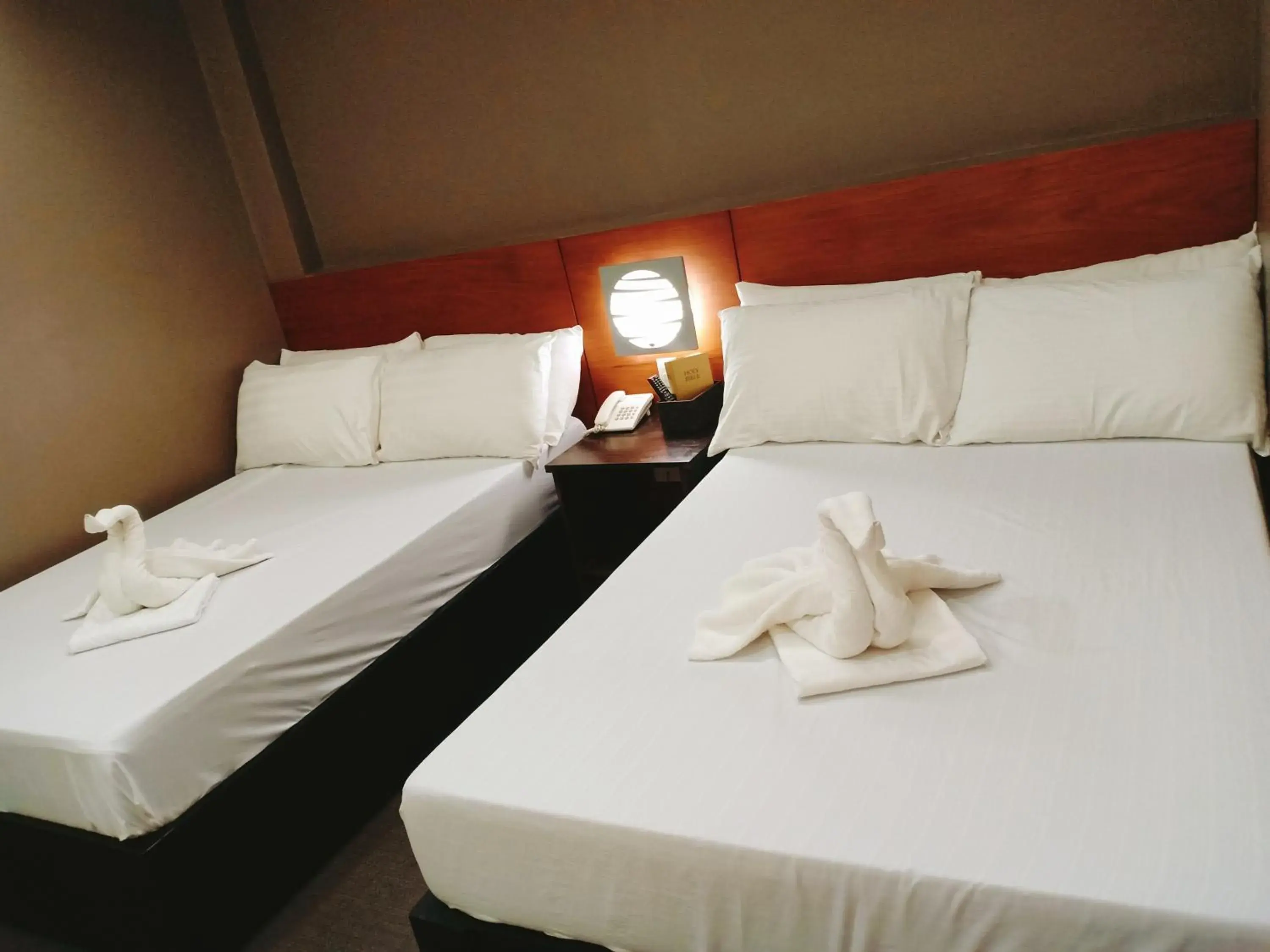 Bed in Westgate Hotel Bed in Westgate Hotel