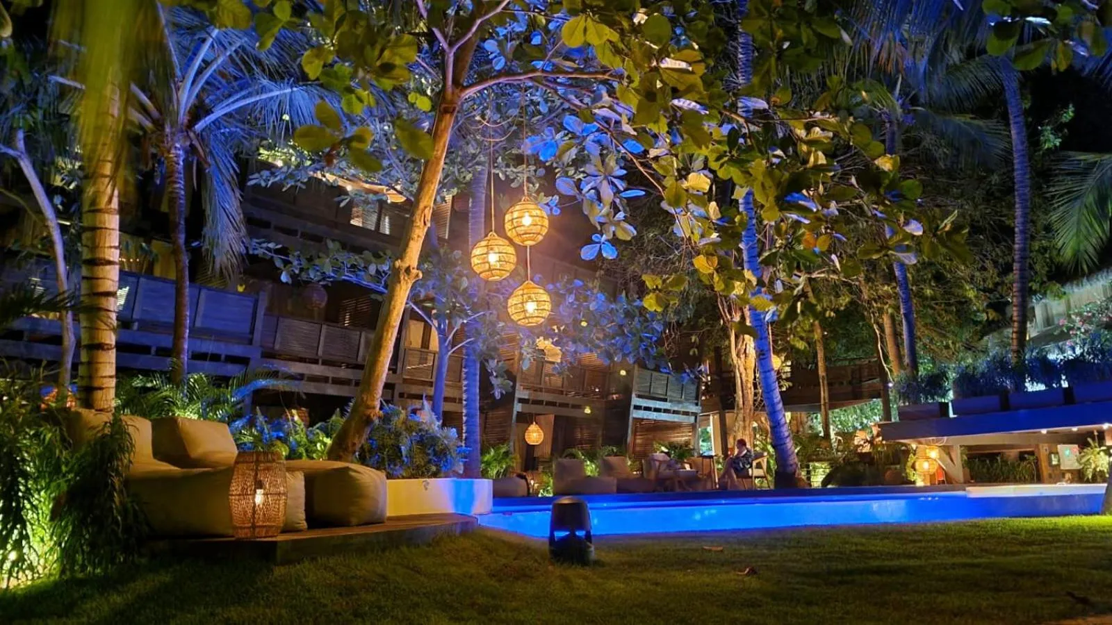 Night in Vila Torém