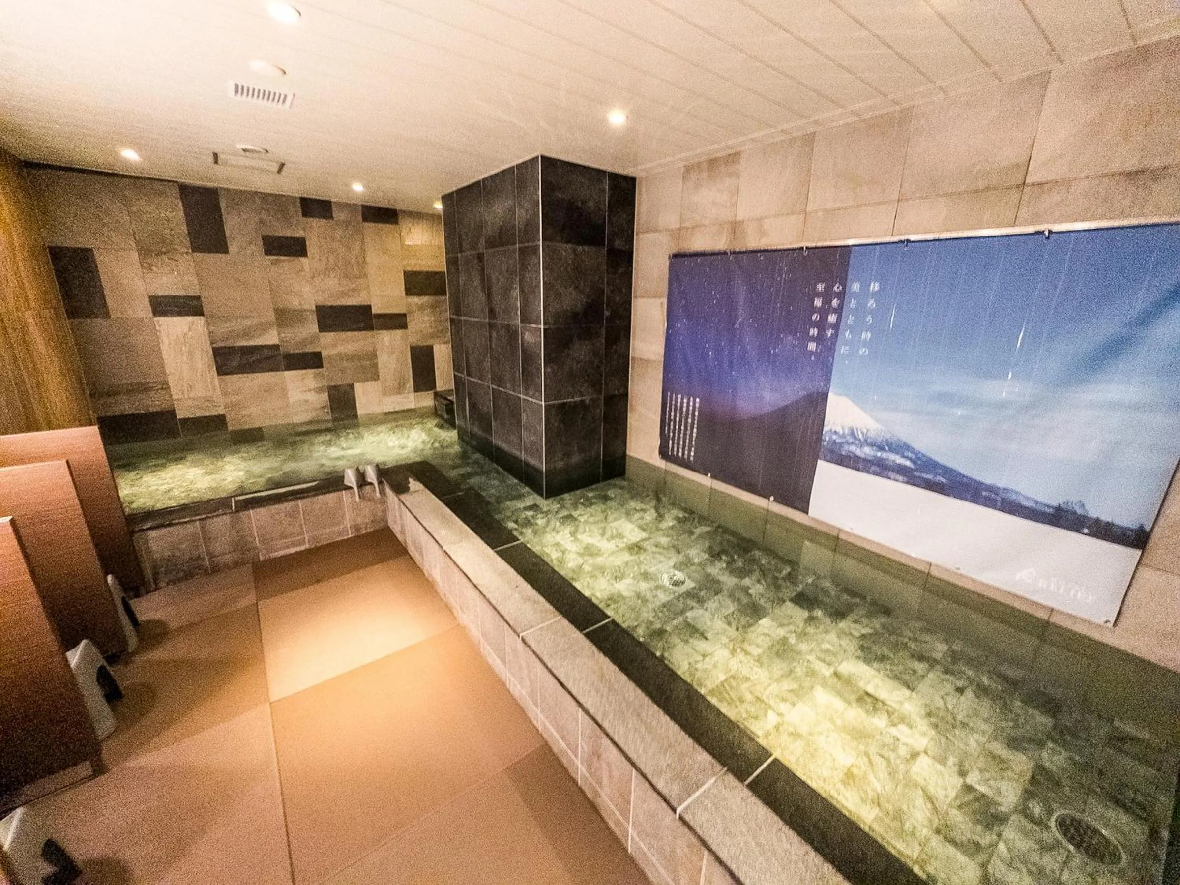 Public Bath in HOTEL RELIEF Sapporo Susukino