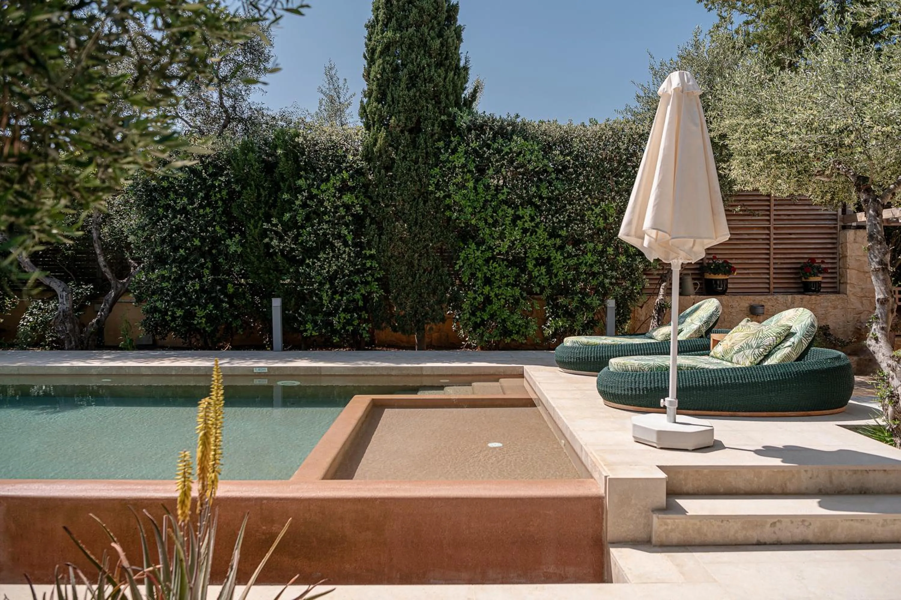 Garden in Villa Dimi