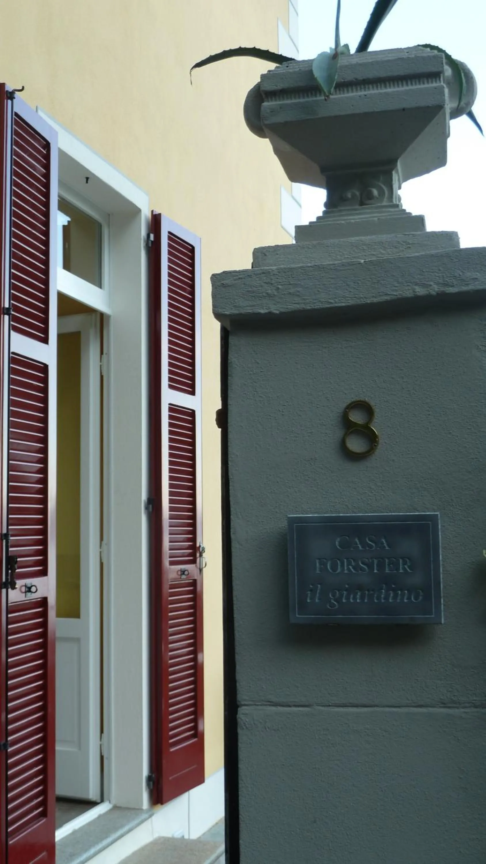 Facade/entrance in B&B Casa Forster