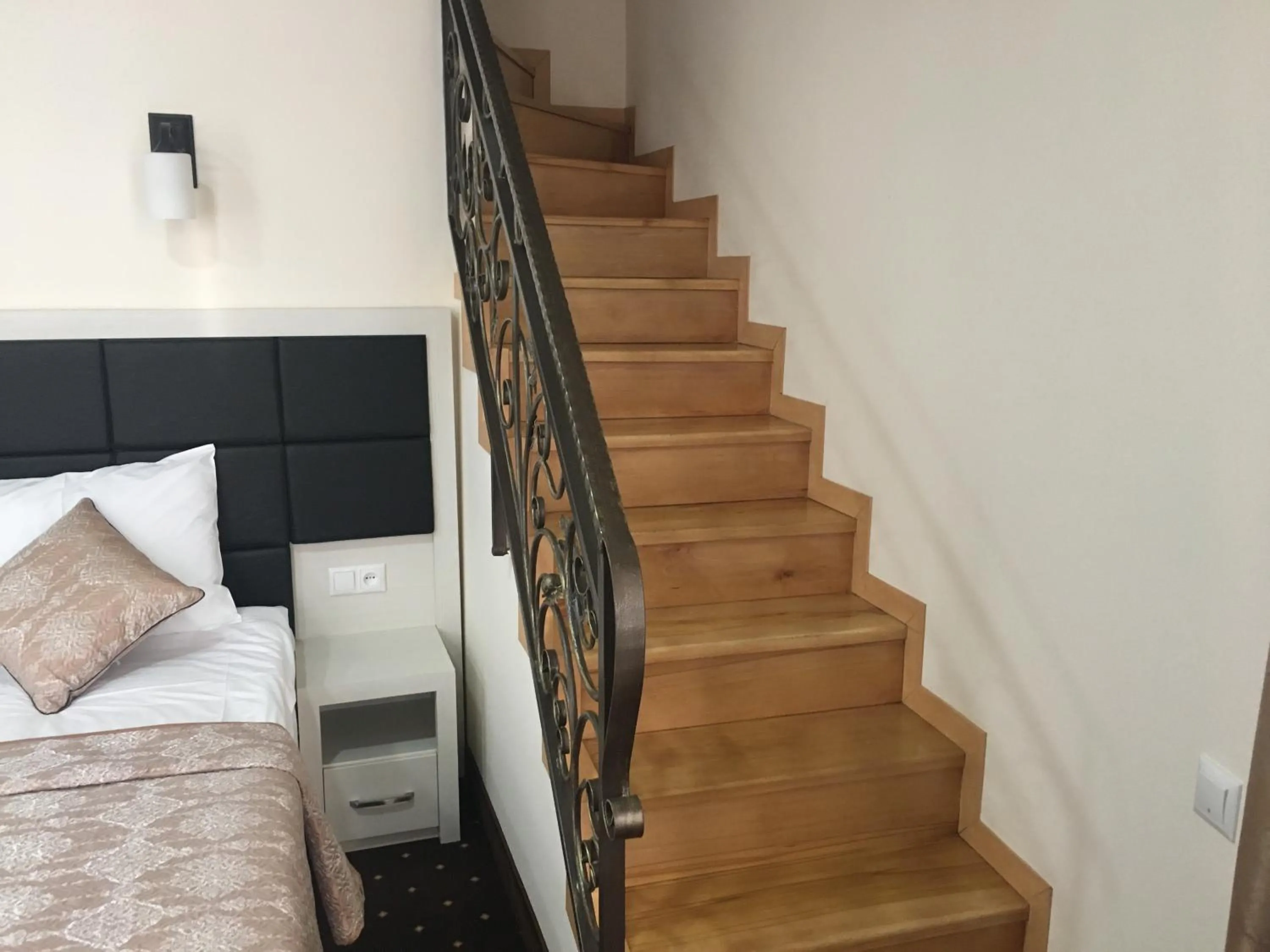 Photo of the whole room, Bed in Jermuk Verona Resort