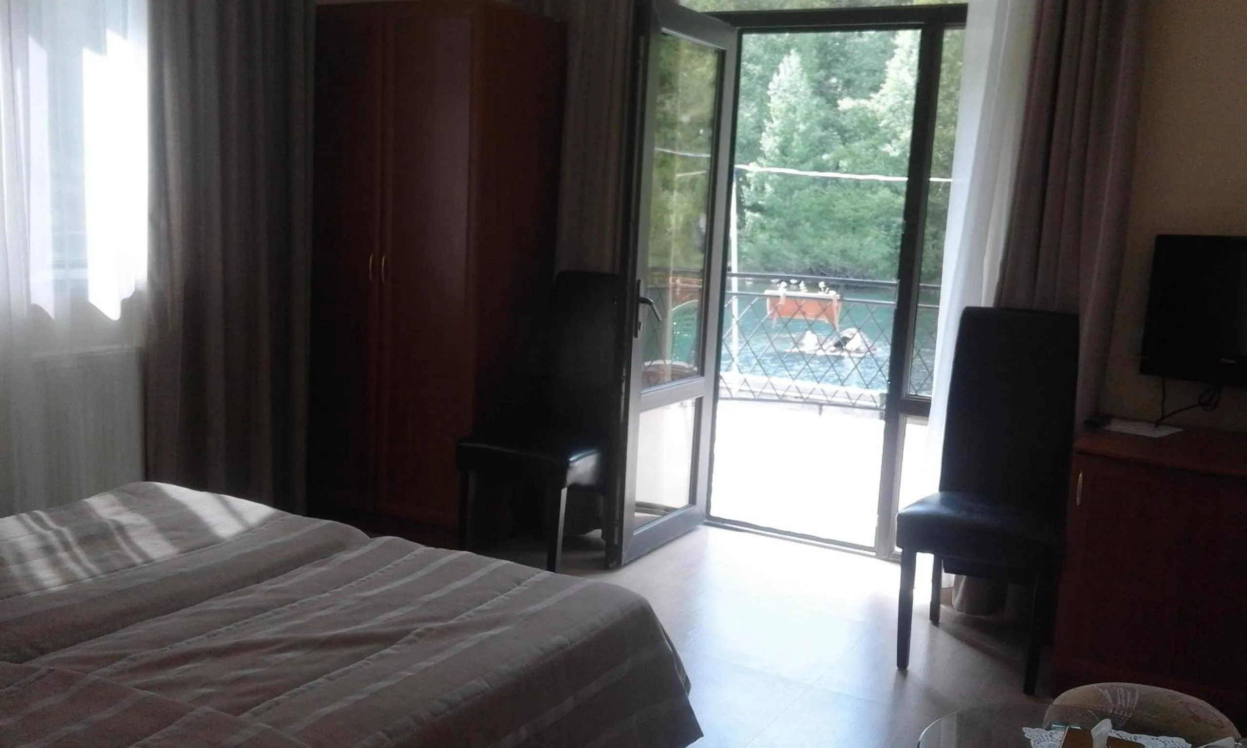 Lake view, Bed in Jermuk Verona Resort