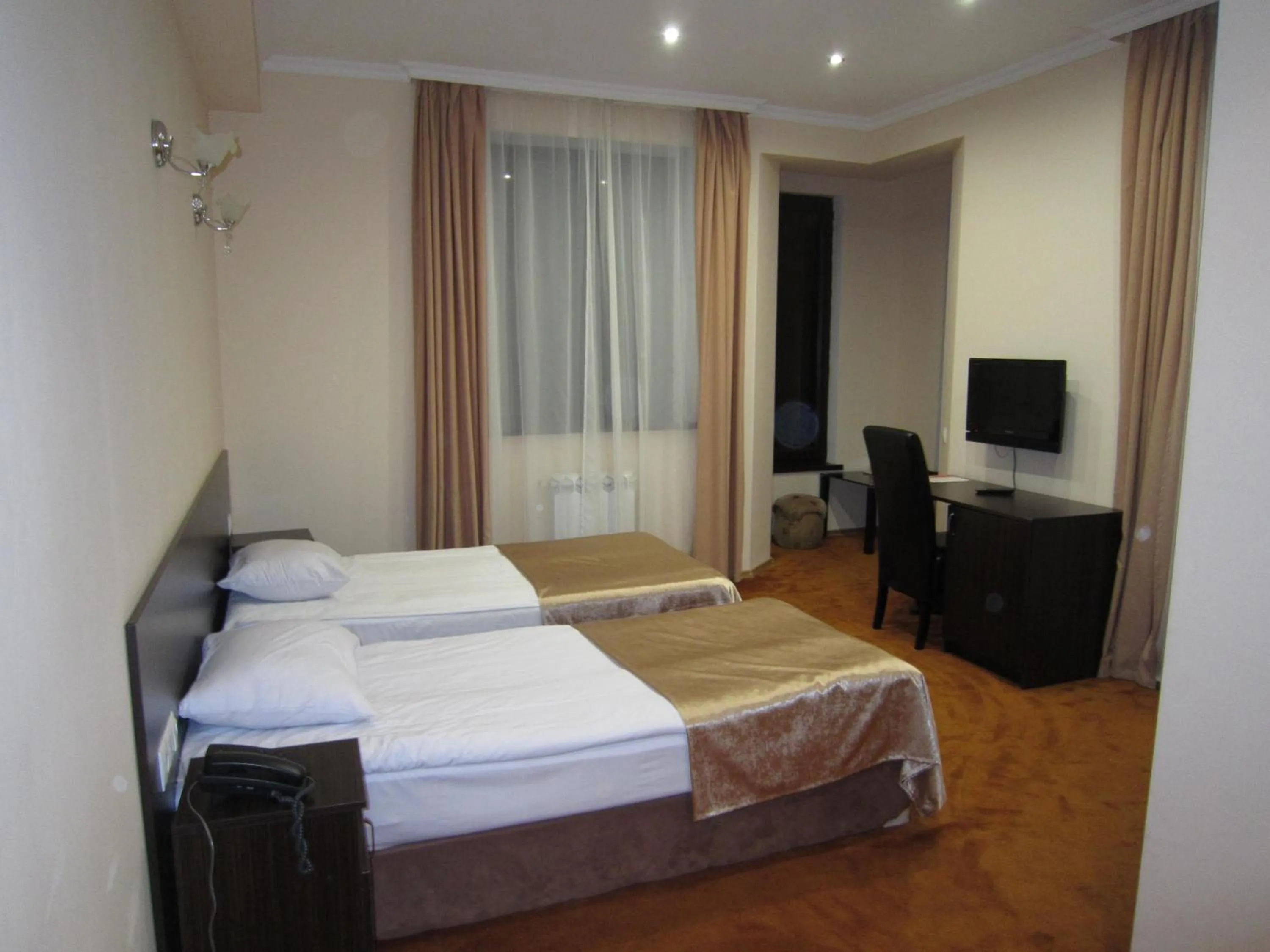 Photo of the whole room, Bed in Jermuk Verona Resort