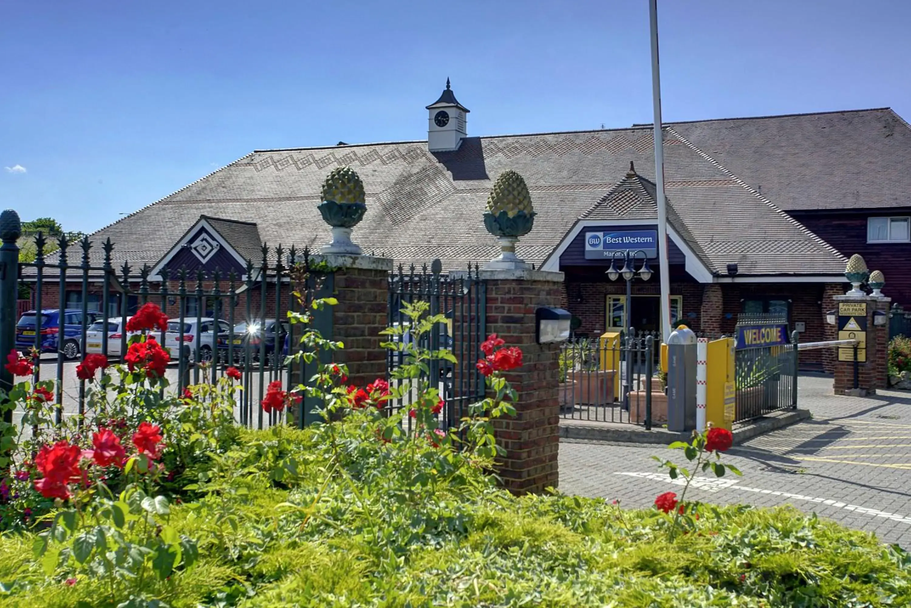 Property building in Best Western Manor Hotel Property building in Best Western Manor Hotel