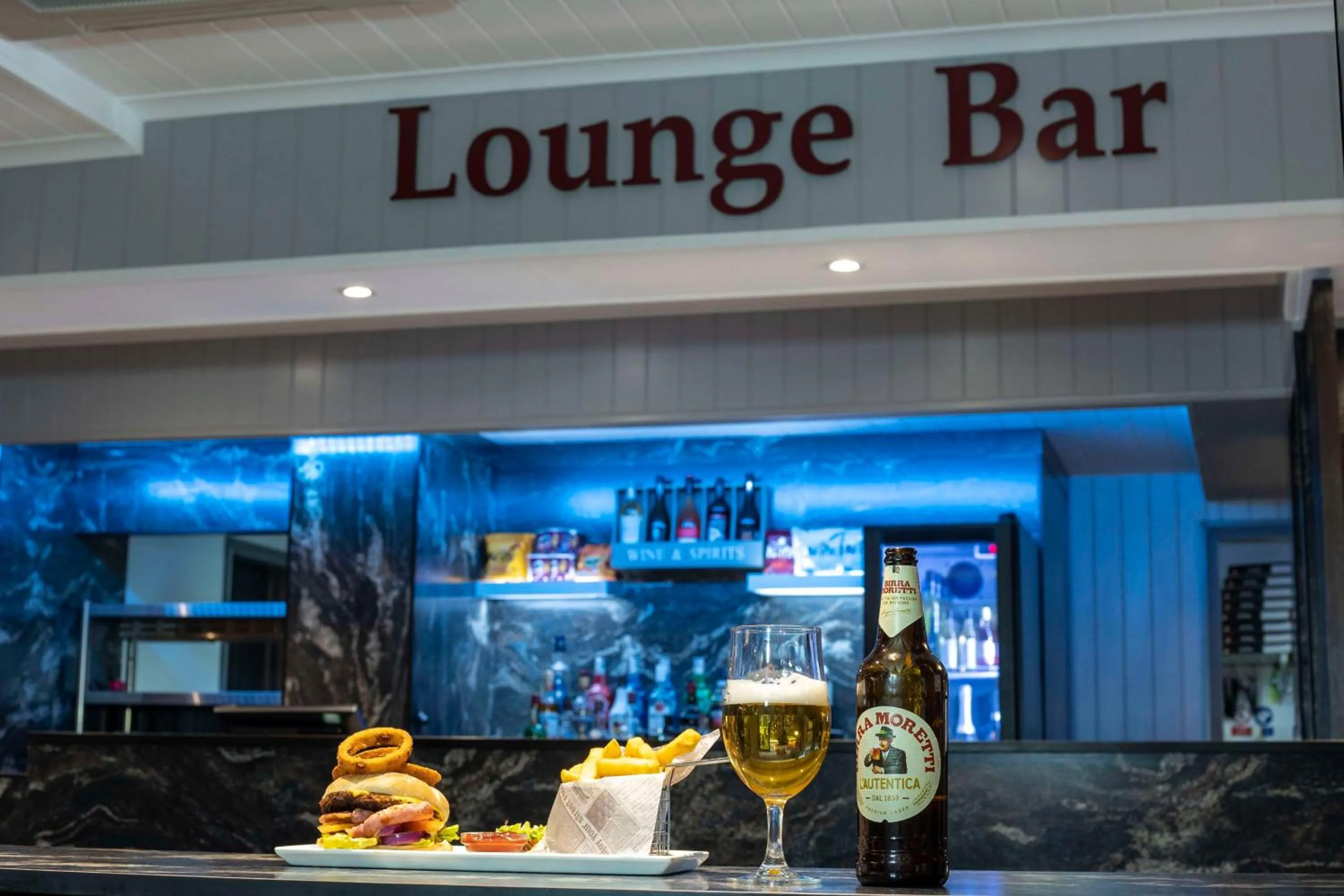 Lounge or bar in Best Western Manor Hotel
