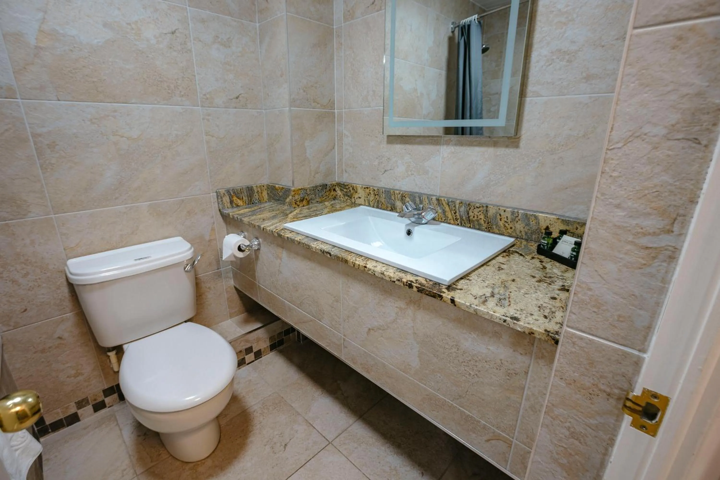 Bathroom in Best Western Manor Hotel