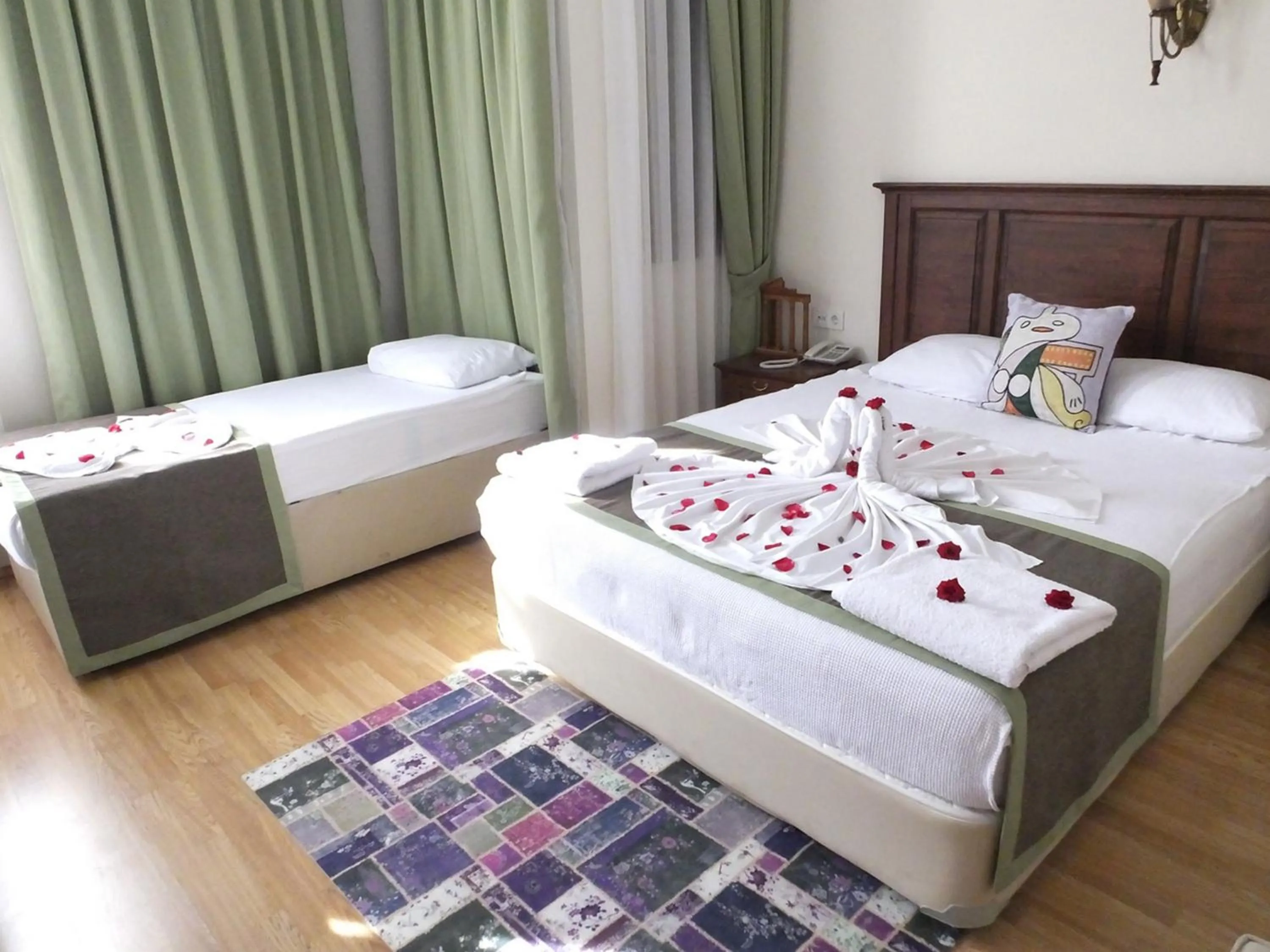 Photo of the whole room, Bed in Hadrian Gate Hotel