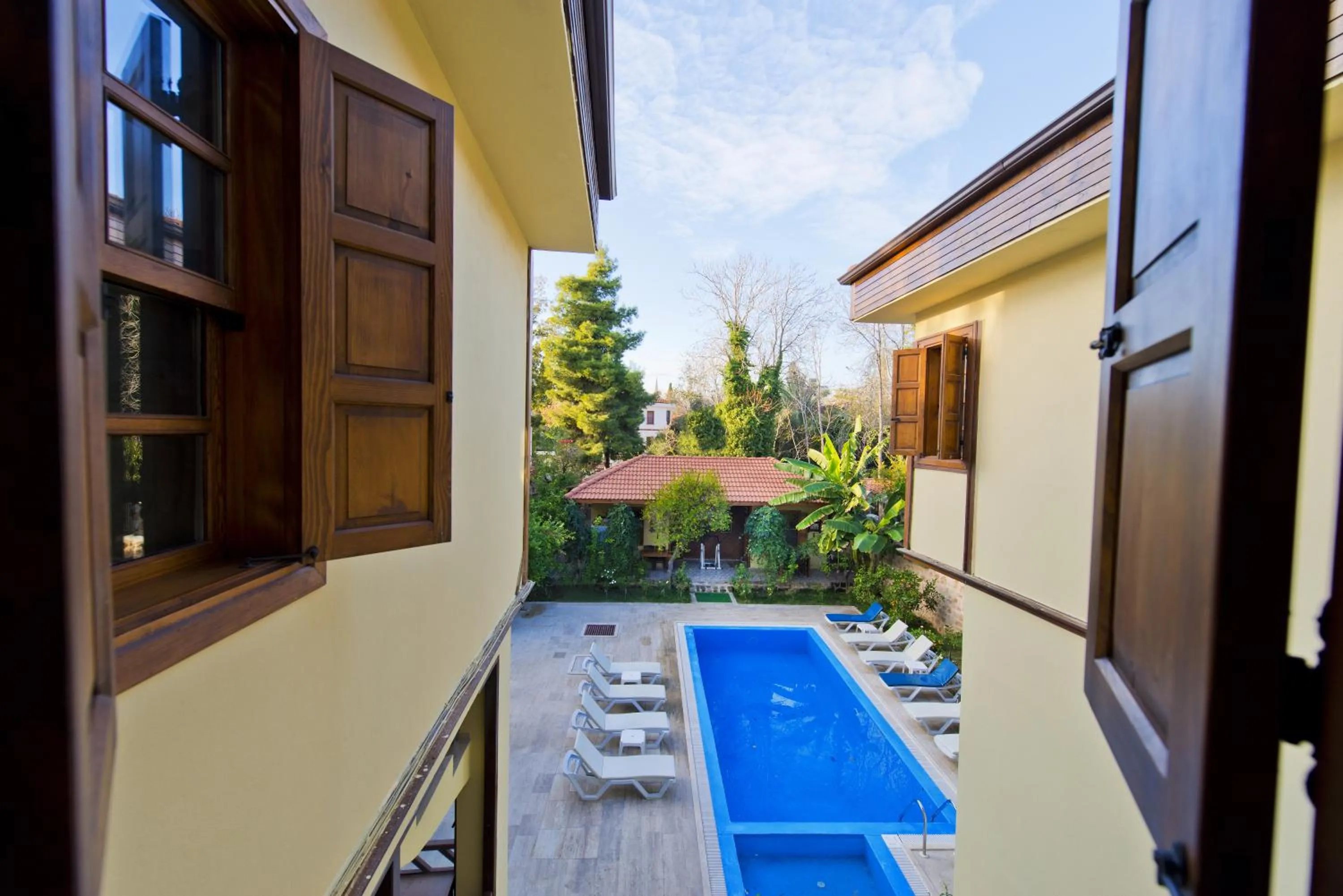 Garden in Hadrian Gate Hotel