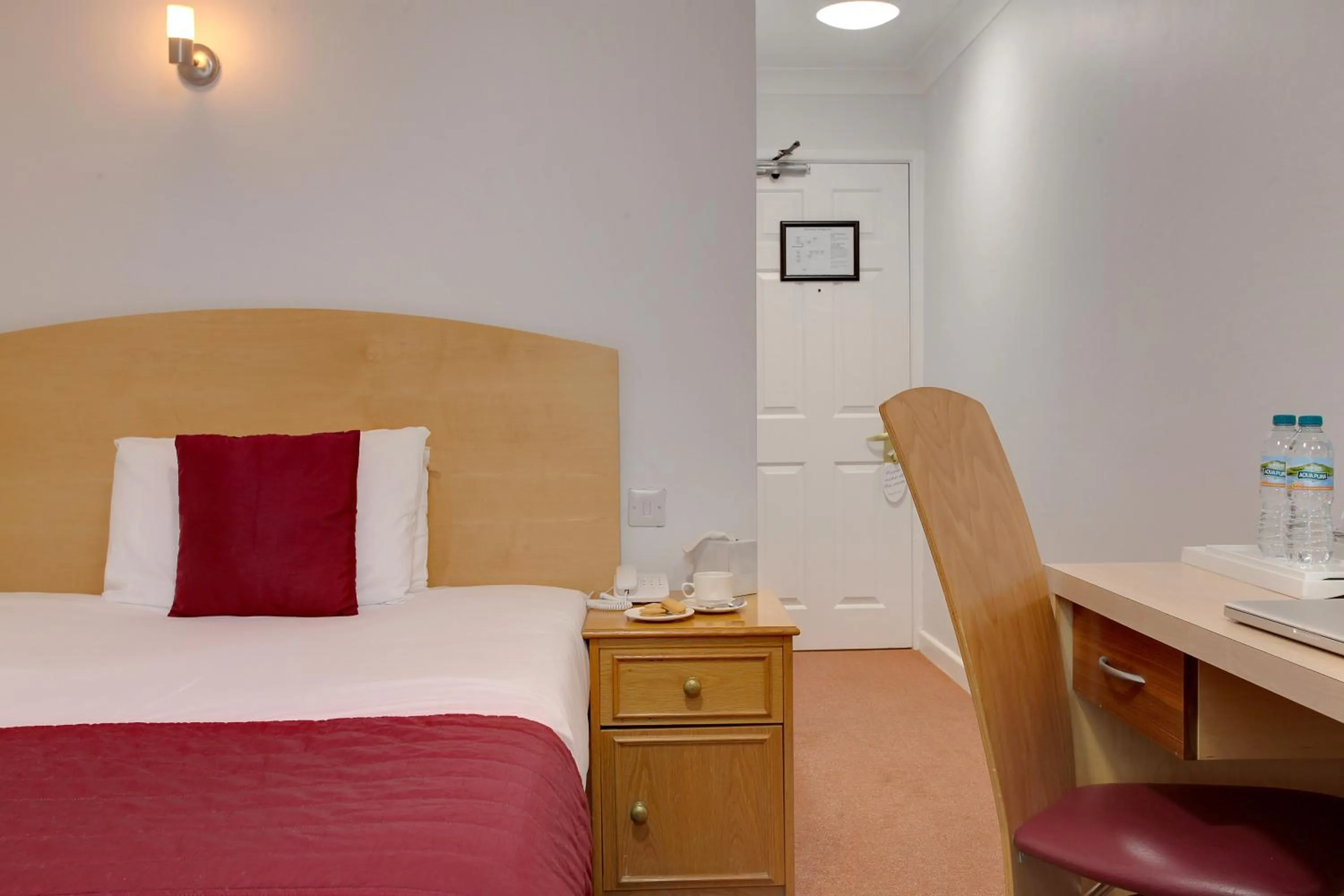 Bedroom, Bed in Best Western Andover