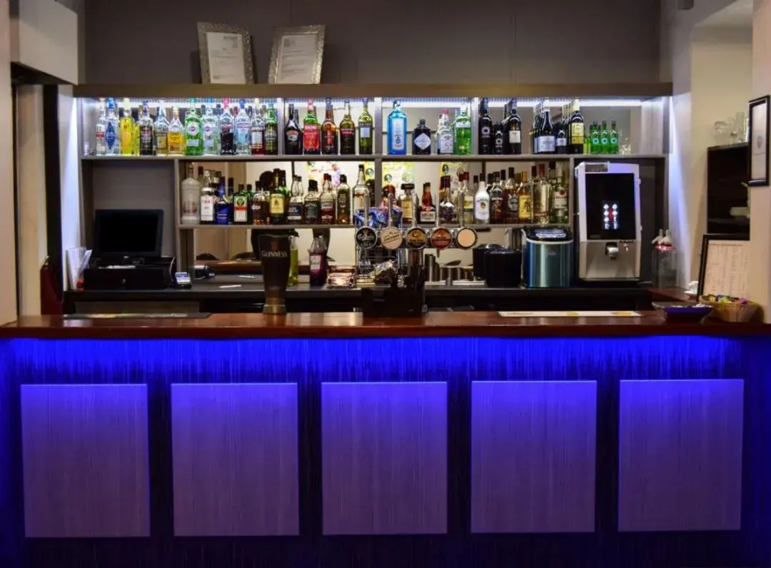 Lounge or bar in Best Western Andover Lounge or bar in Best Western Andover