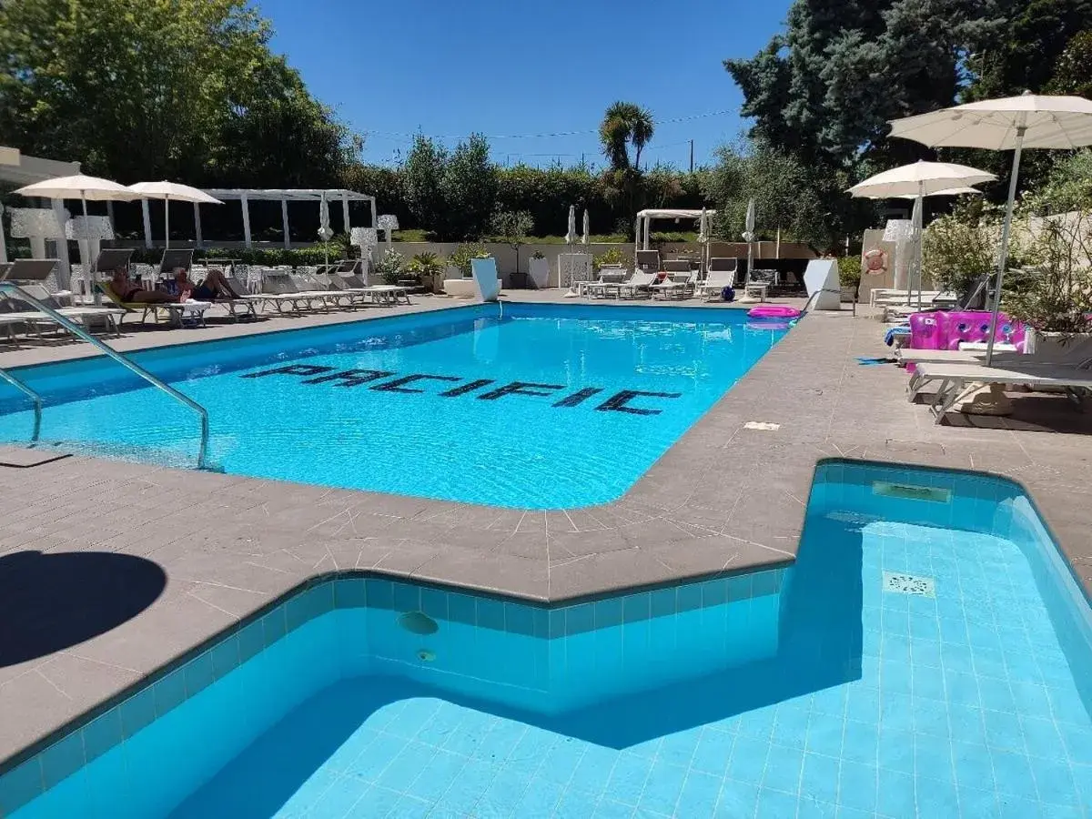 Swimming Pool in Hotel Pacific