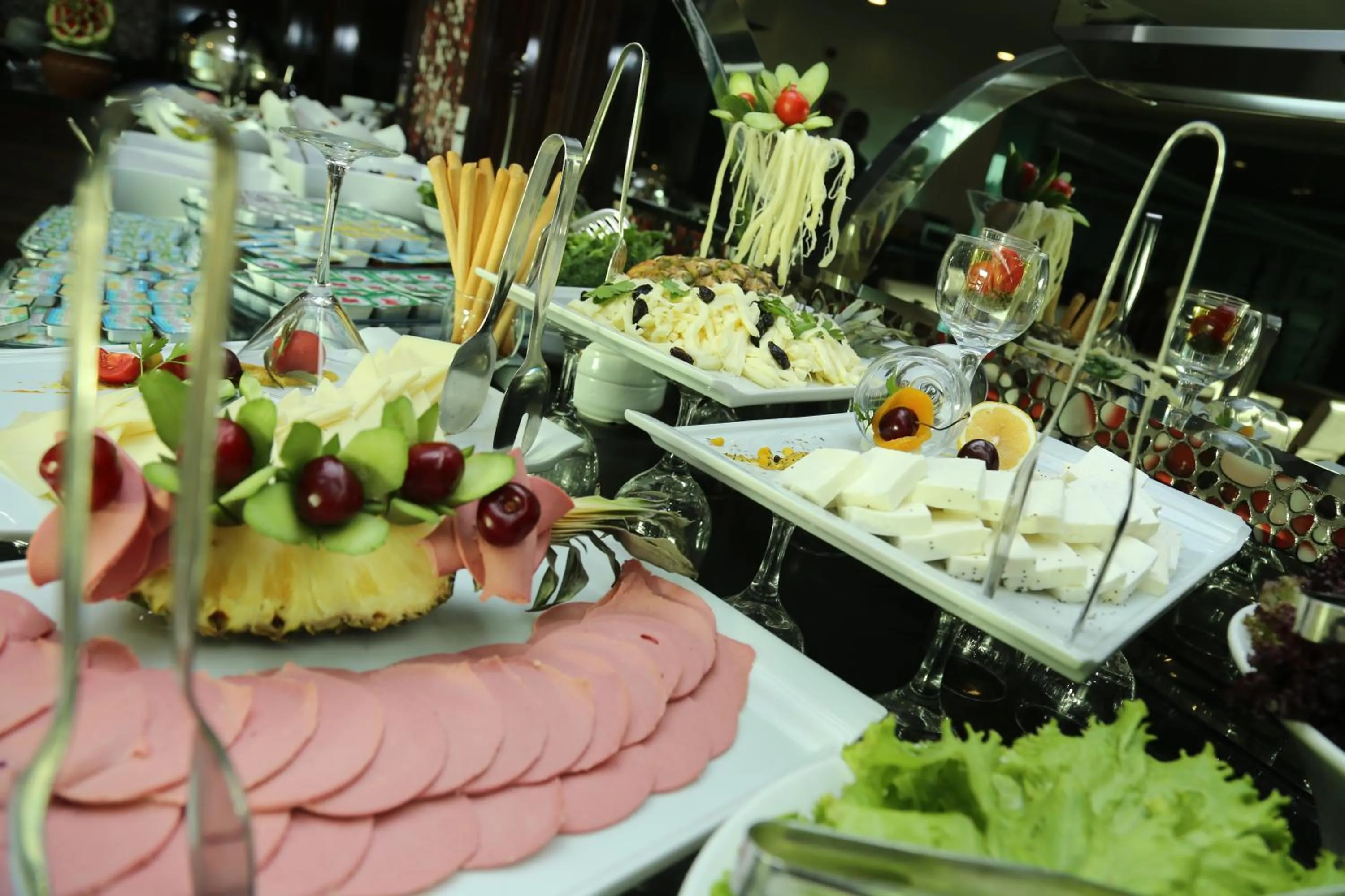 Food and drinks in Ramada Usak