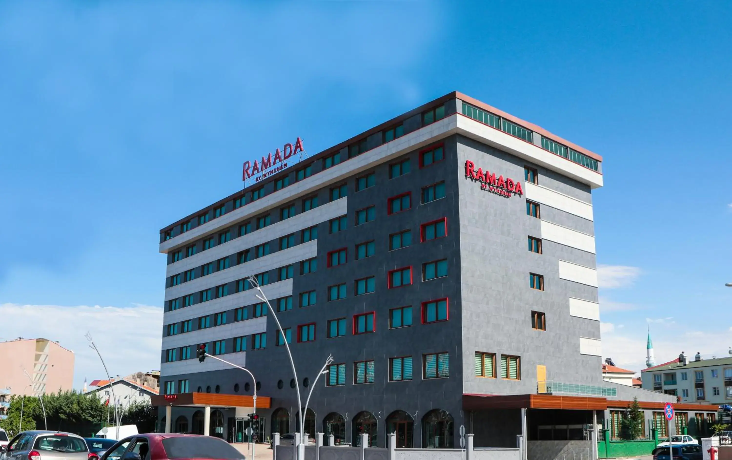 Property building in Ramada Usak Property building in Ramada Usak