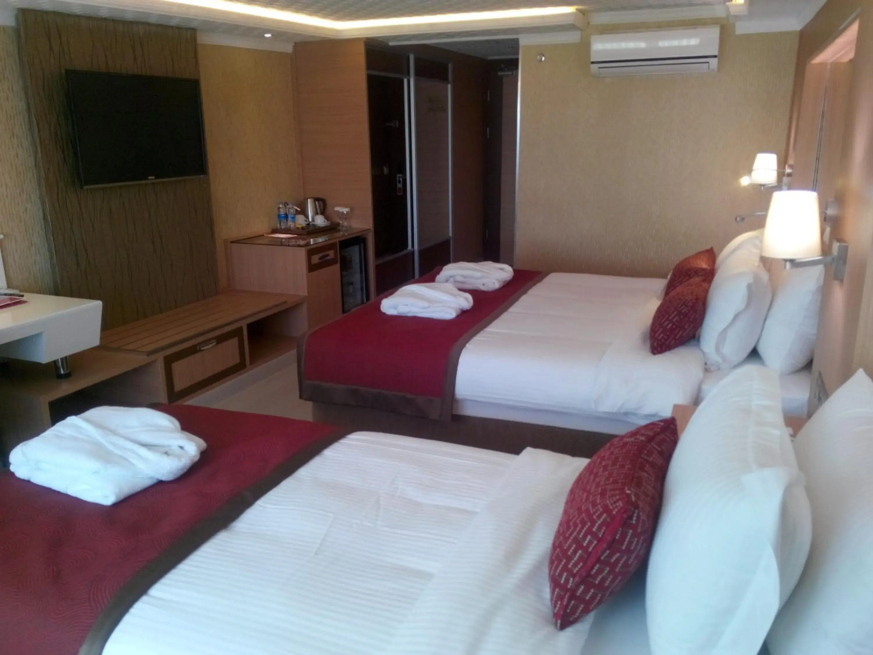 Photo of the whole room, Bed in Ramada Usak Photo of the whole room, Bed in Ramada Usak