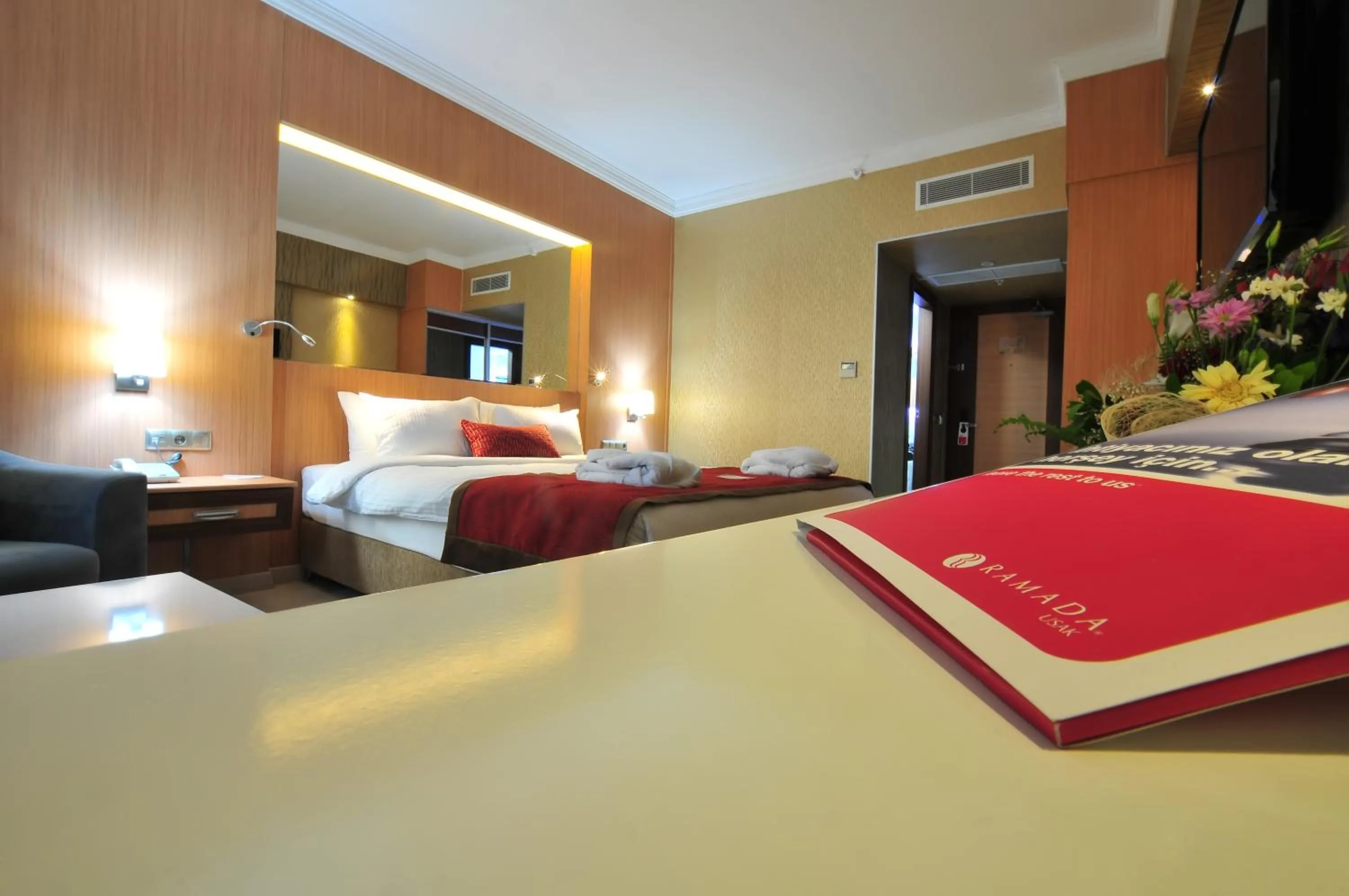 Photo of the whole room, Bed in Ramada Usak