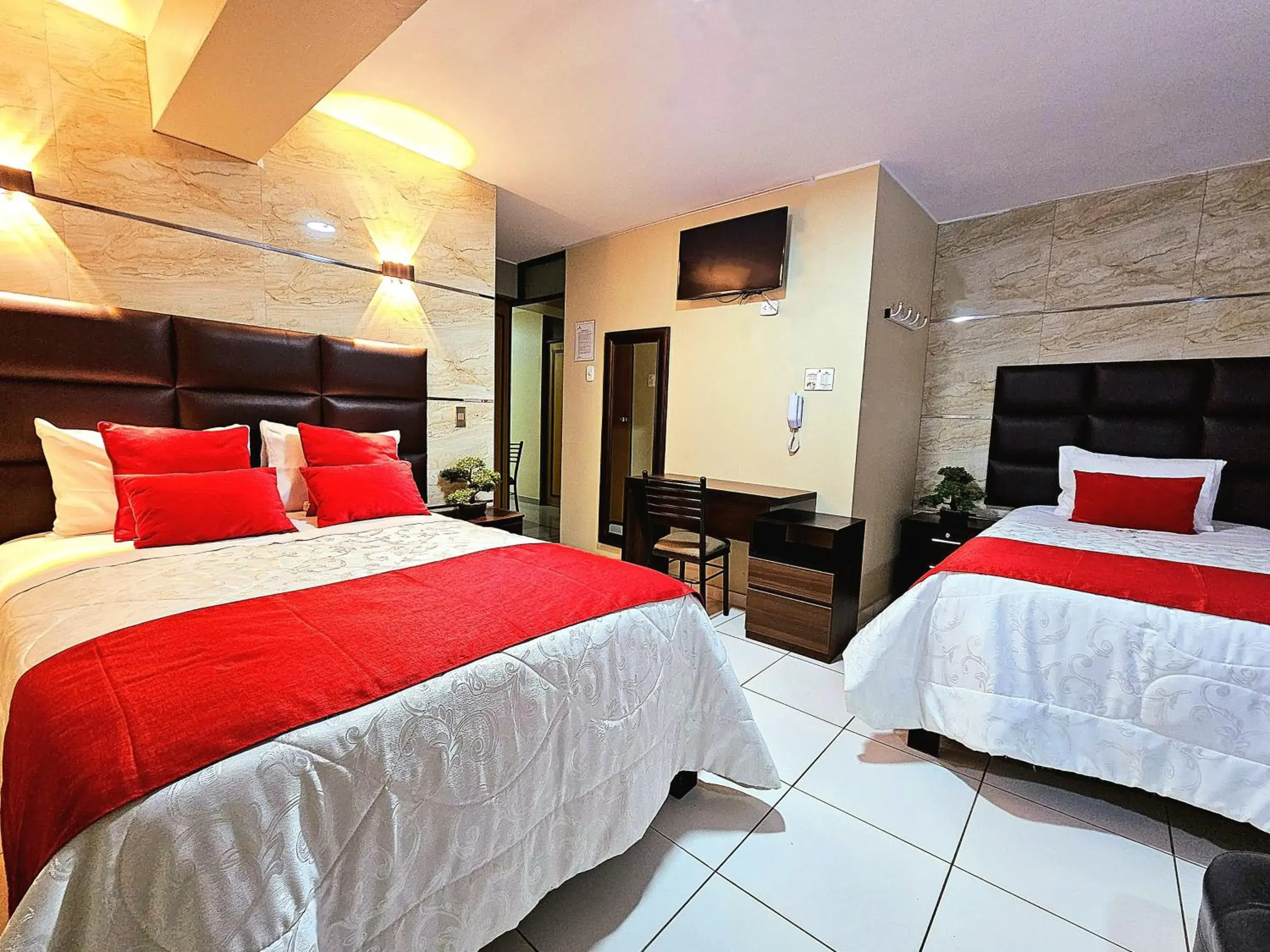 Twin Room in Hotel del Valle Twin Room in Hotel del Valle