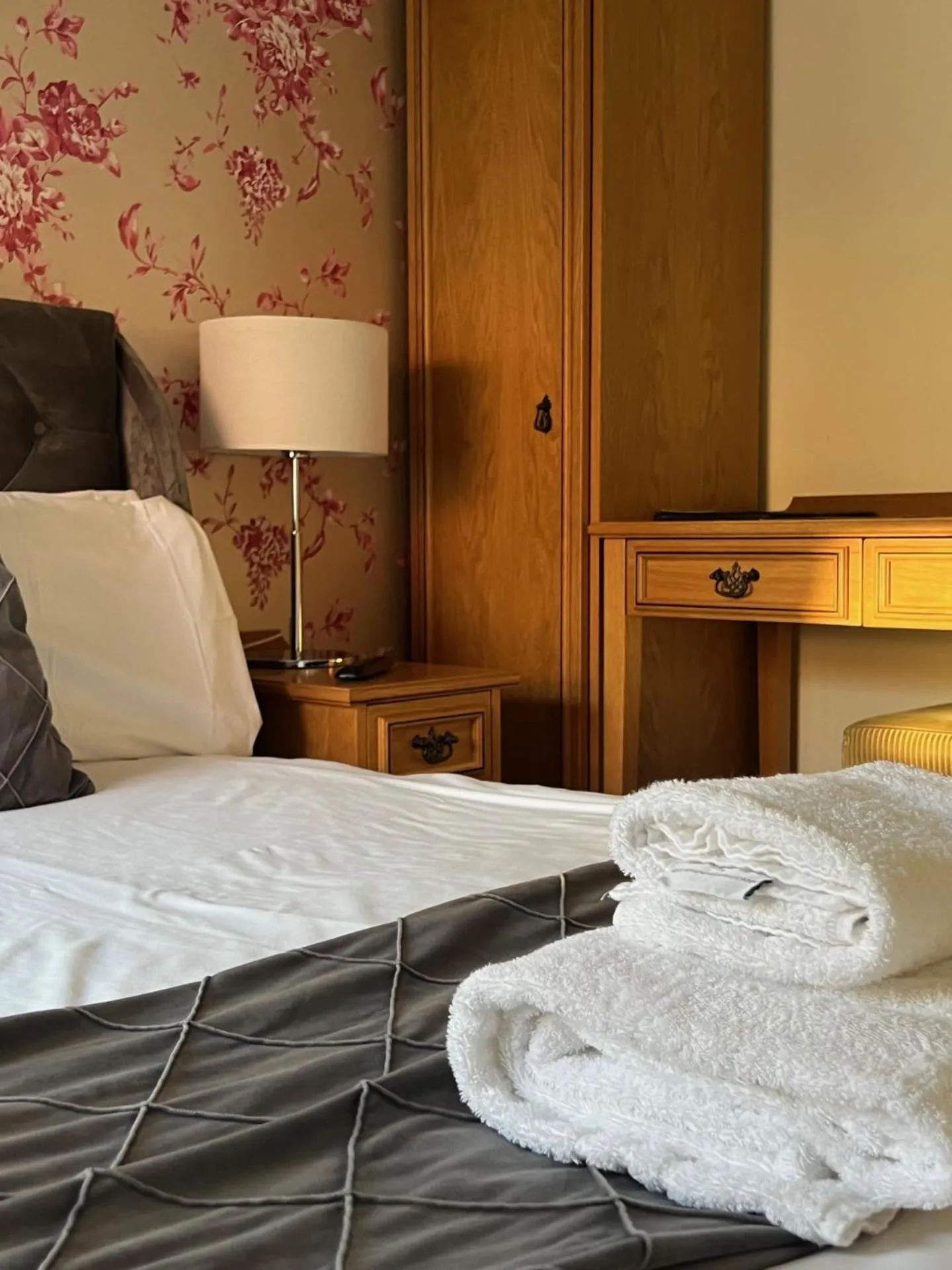 Bed in The George Inn