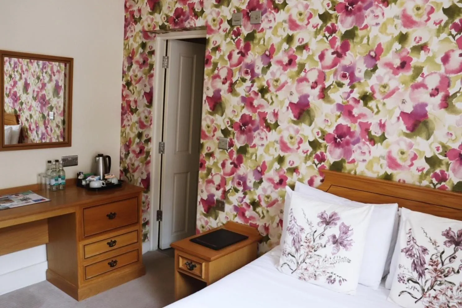 Bed in The George Inn