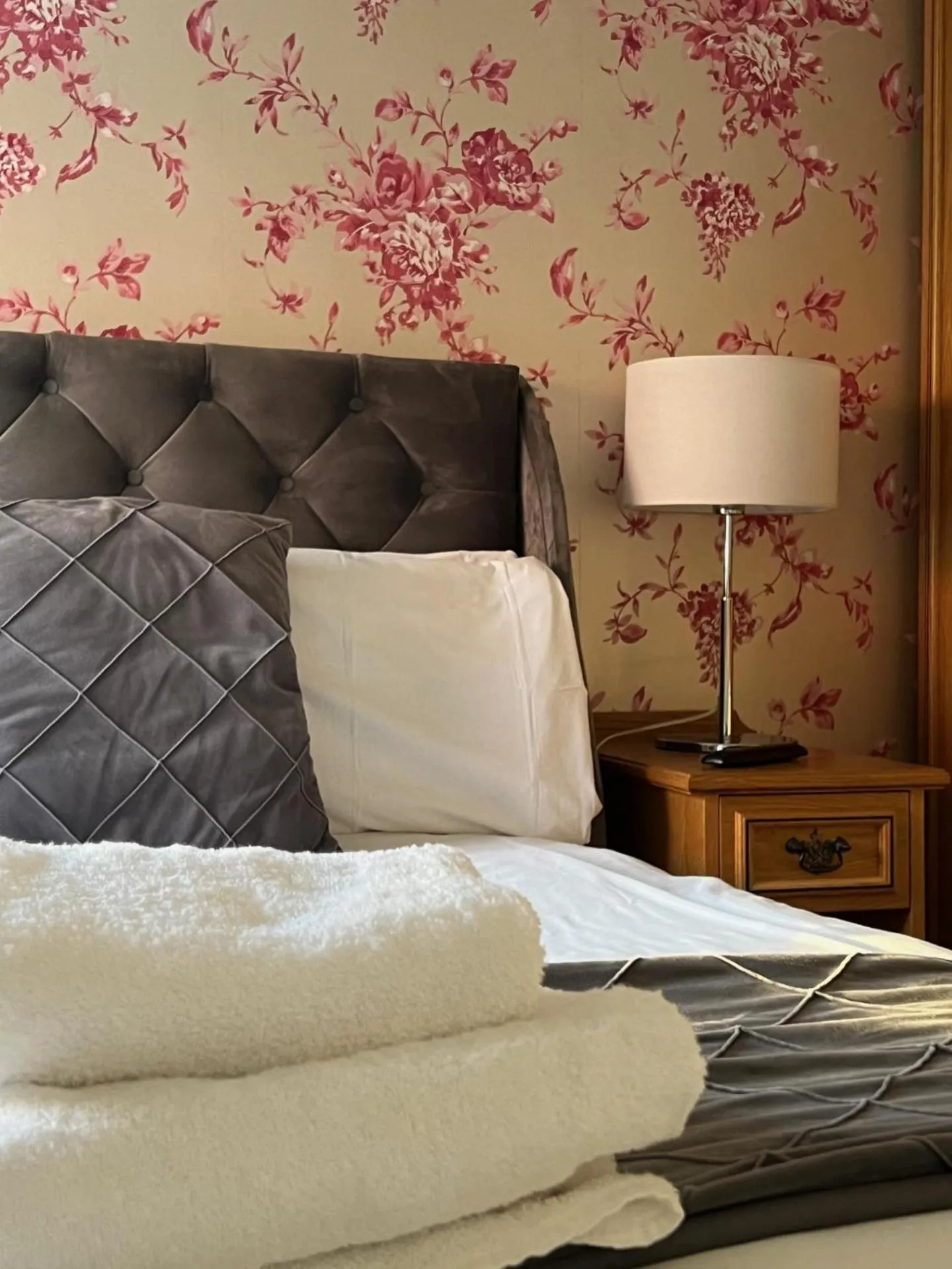 Bed in The George Inn