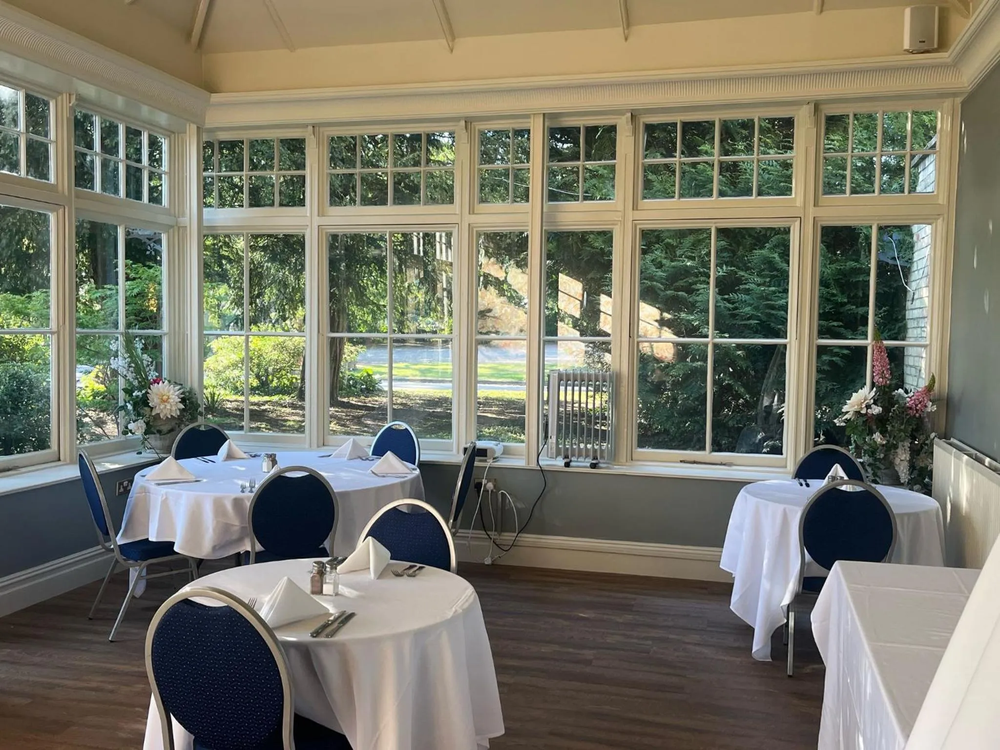 Meeting/conference room in Woodland Manor Hotel