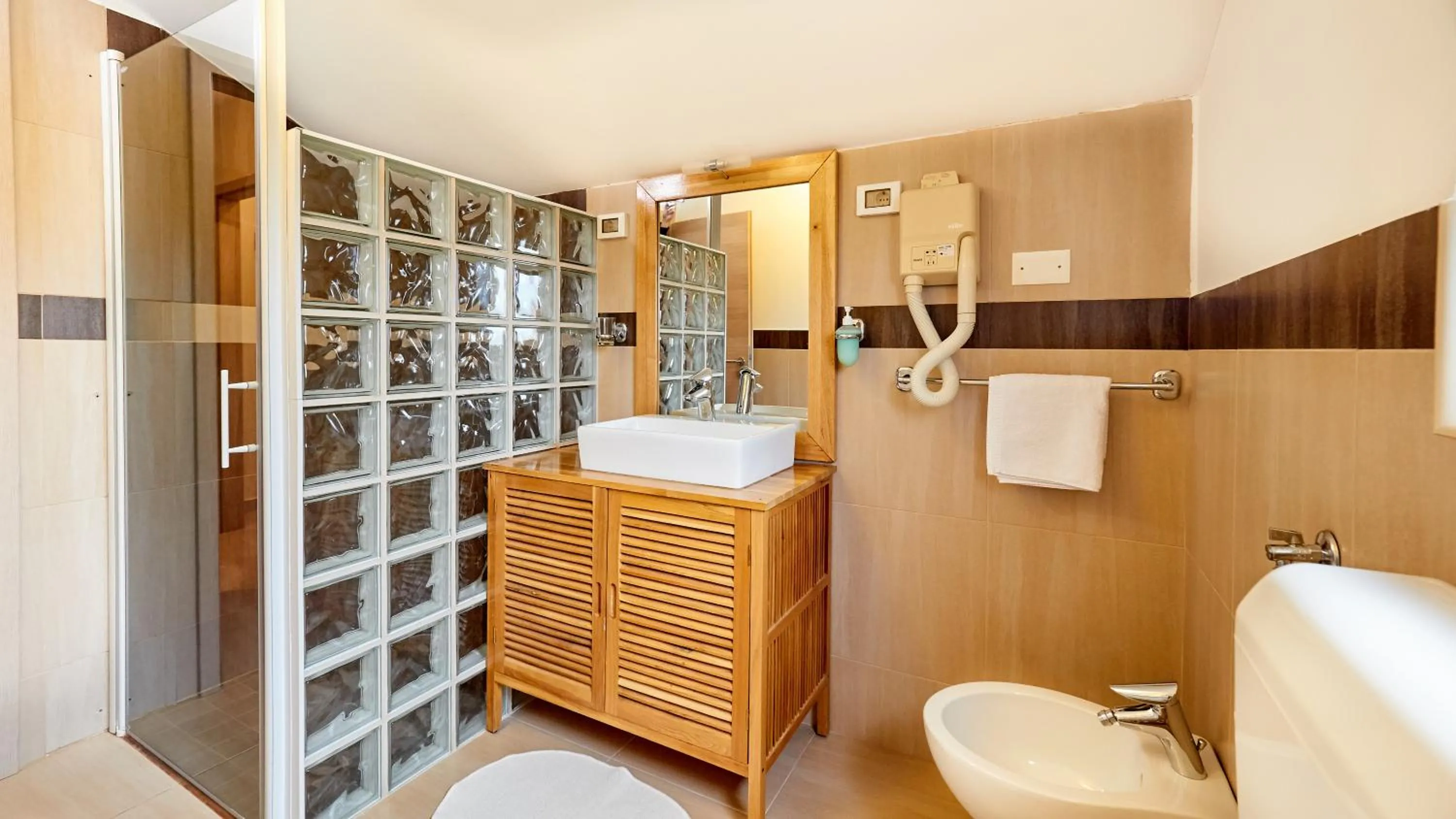 Shower in Wellness Villa Istriana