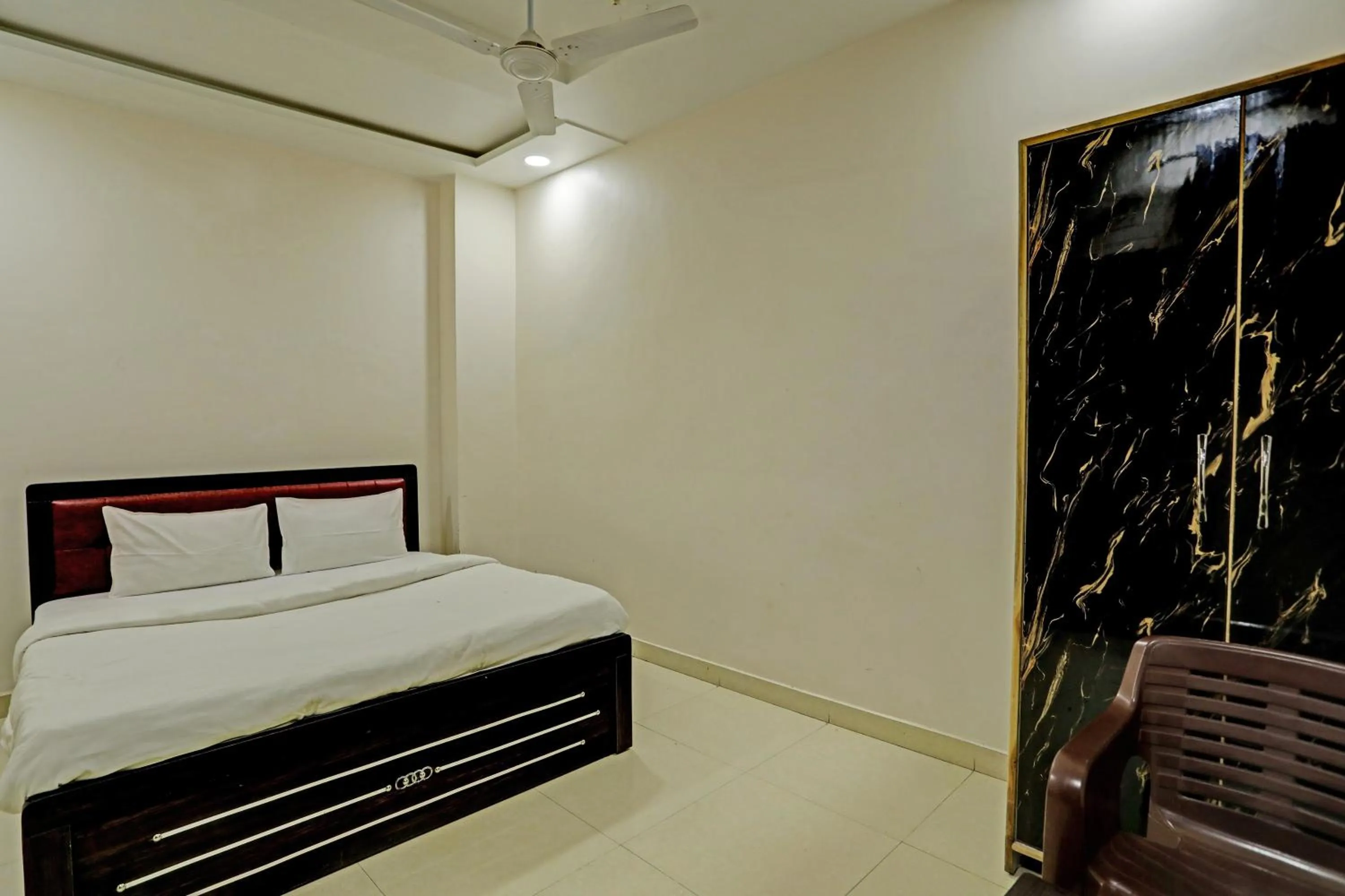 Bedroom, Bed in Super Hotel O Solam Inn