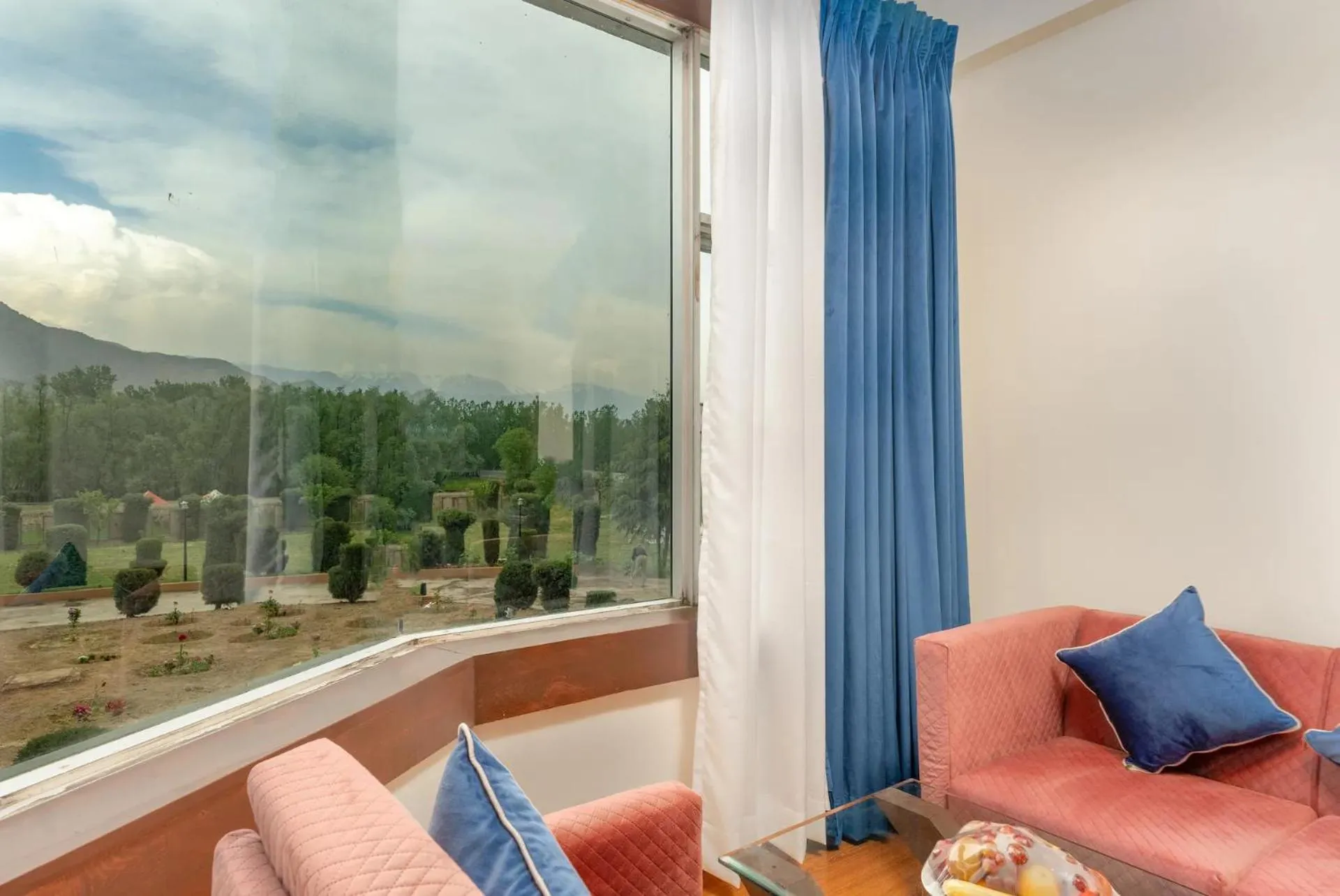 The Countryside Resorts