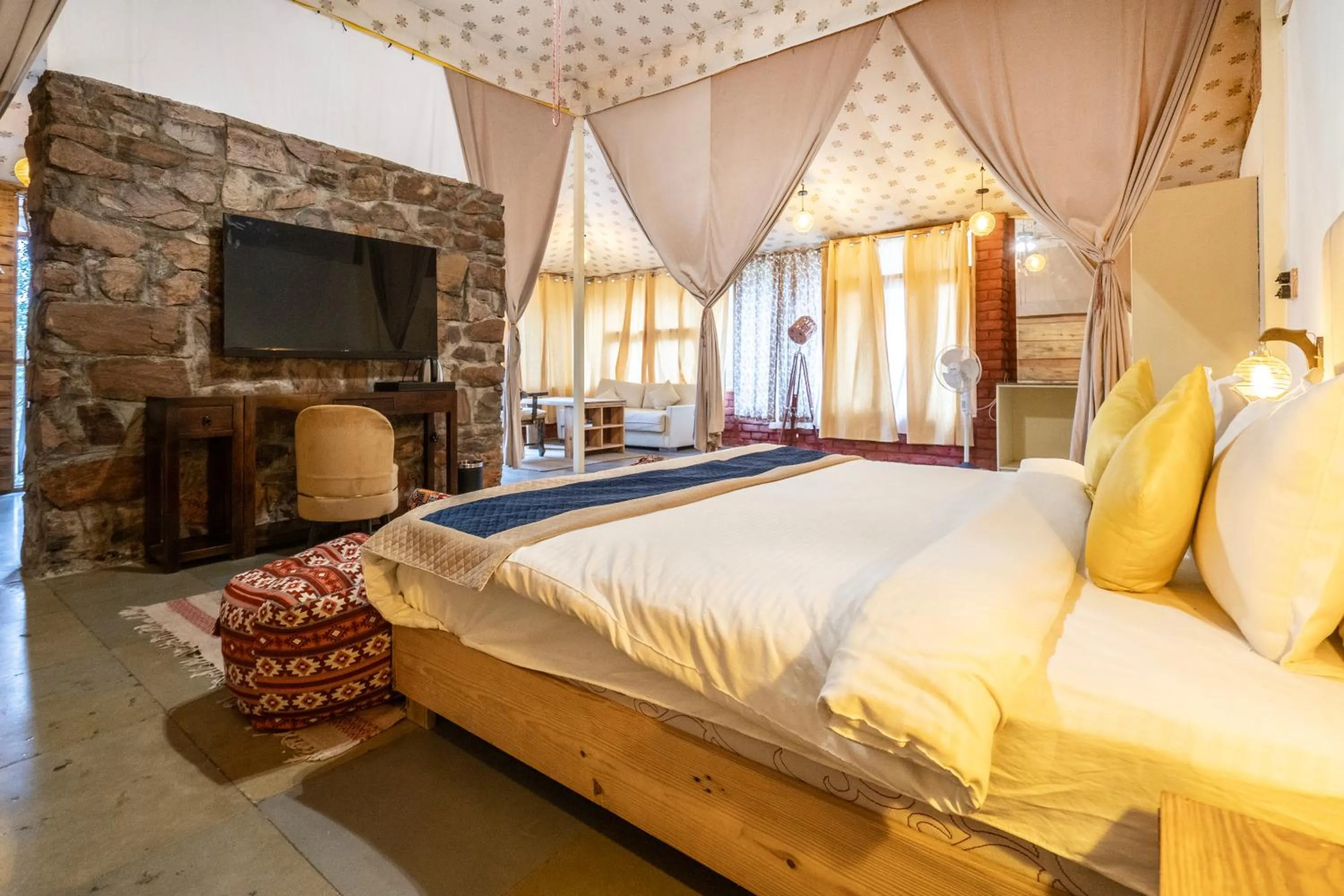 TV and multimedia, Bed in Aranya by Stories