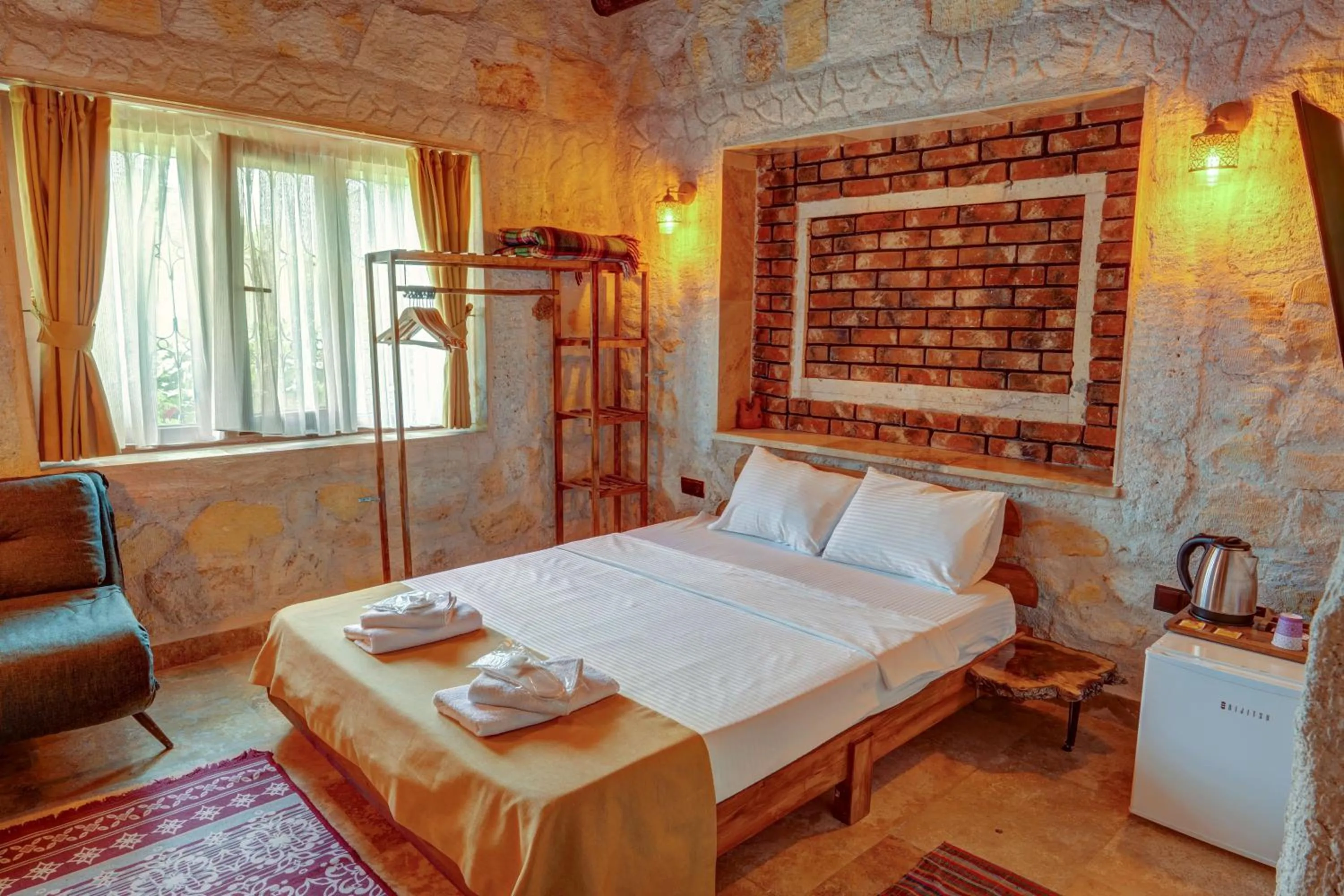 Bed in Ceran Stone House