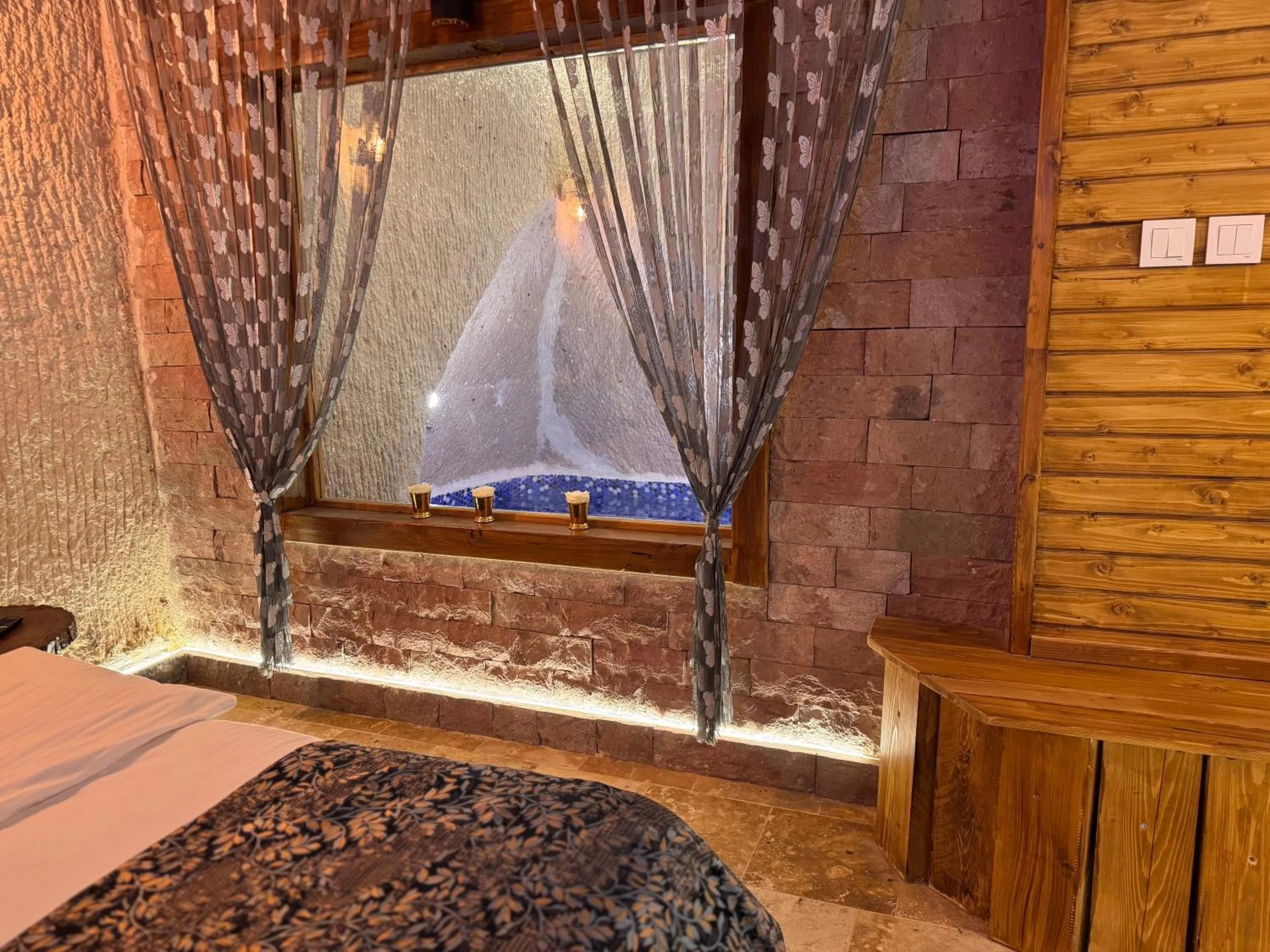 Bed in Ceran Stone House