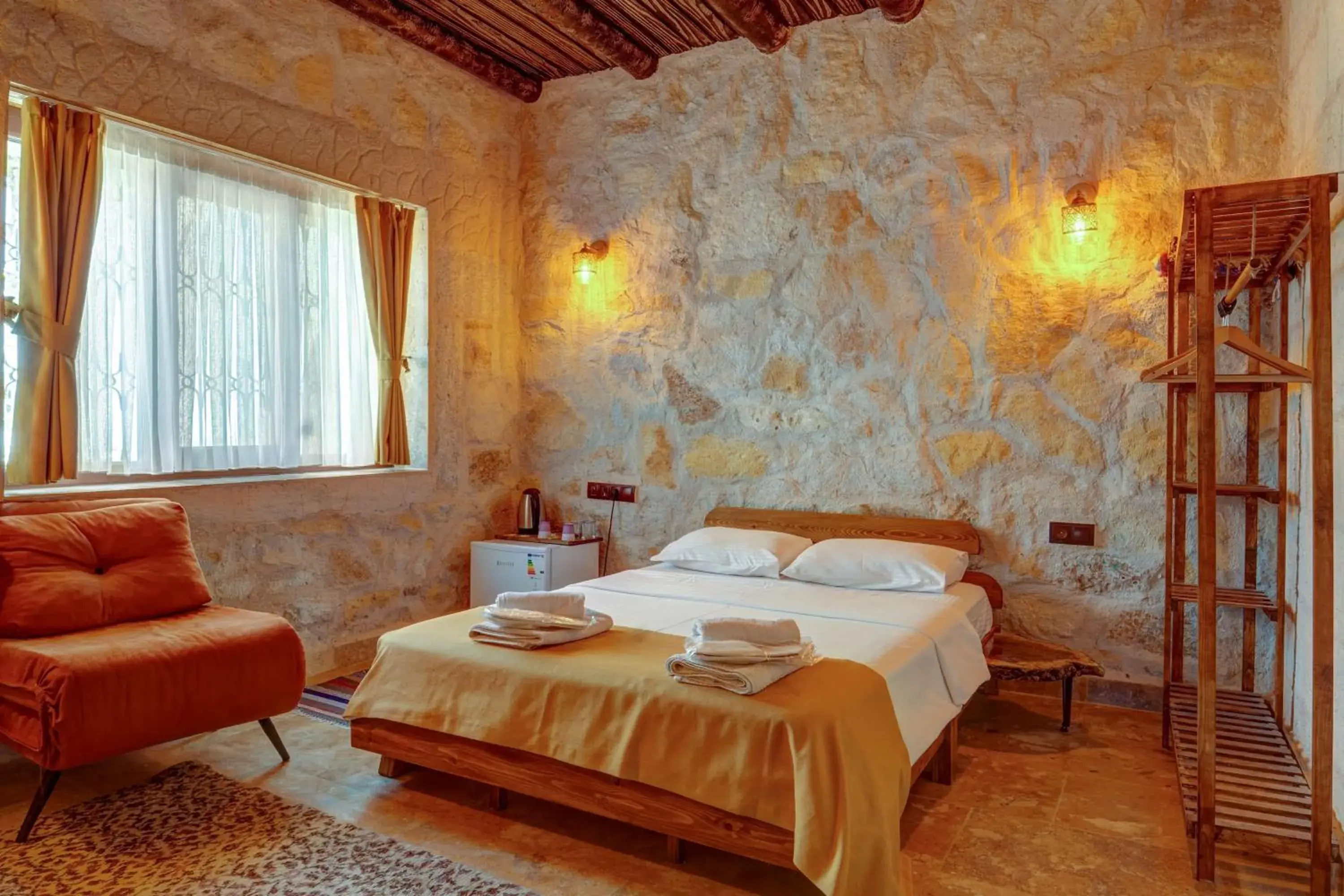 Double Room in Ceran Stone House Double Room in Ceran Stone House