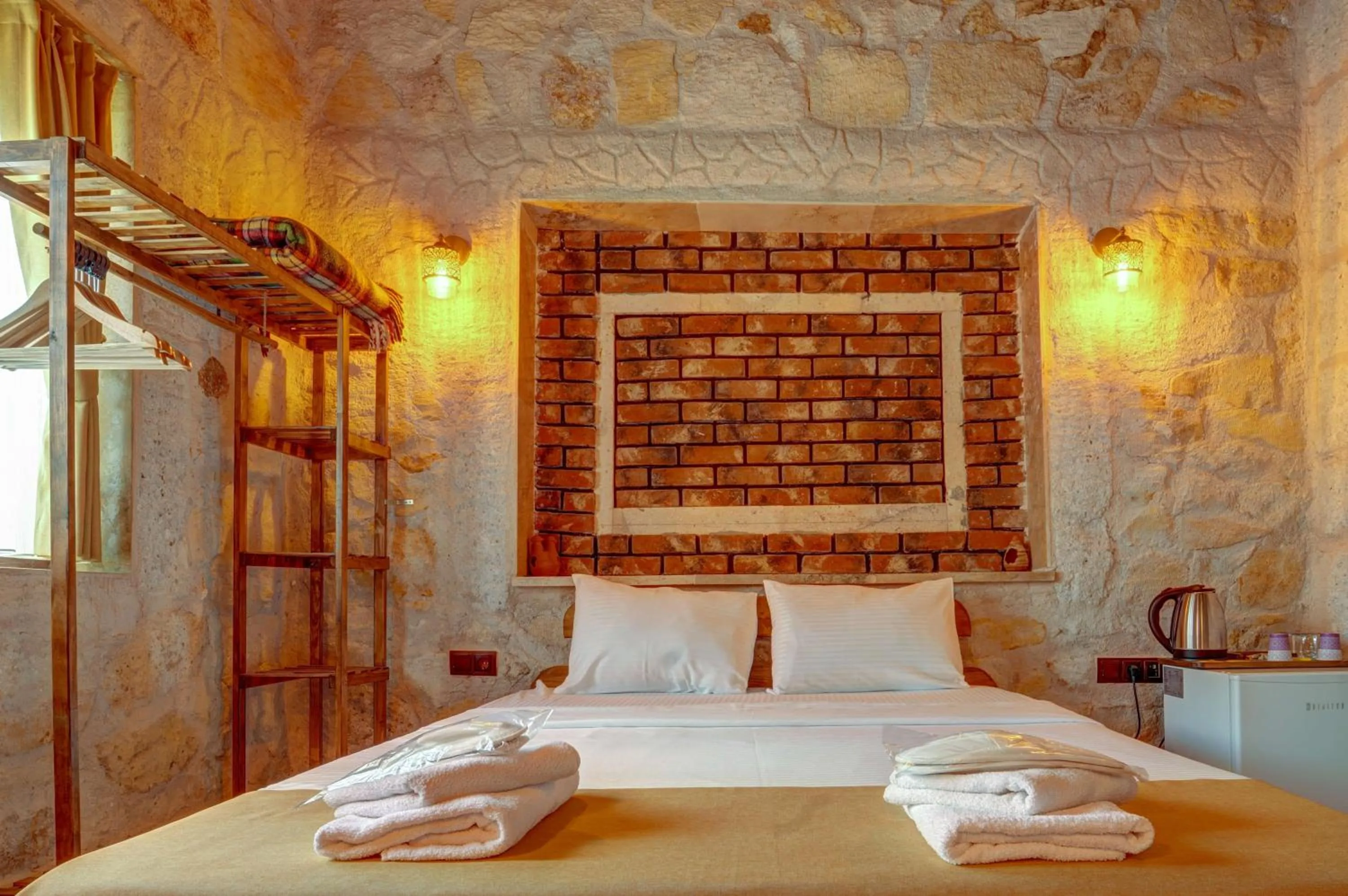 Bed in Ceran Stone House