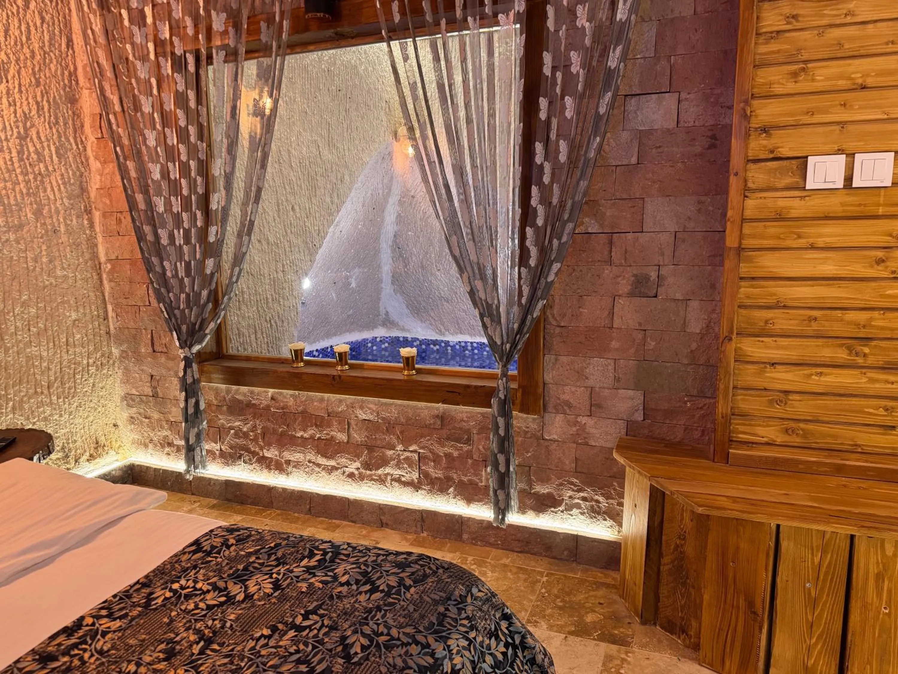 Bed in Ceran Stone House