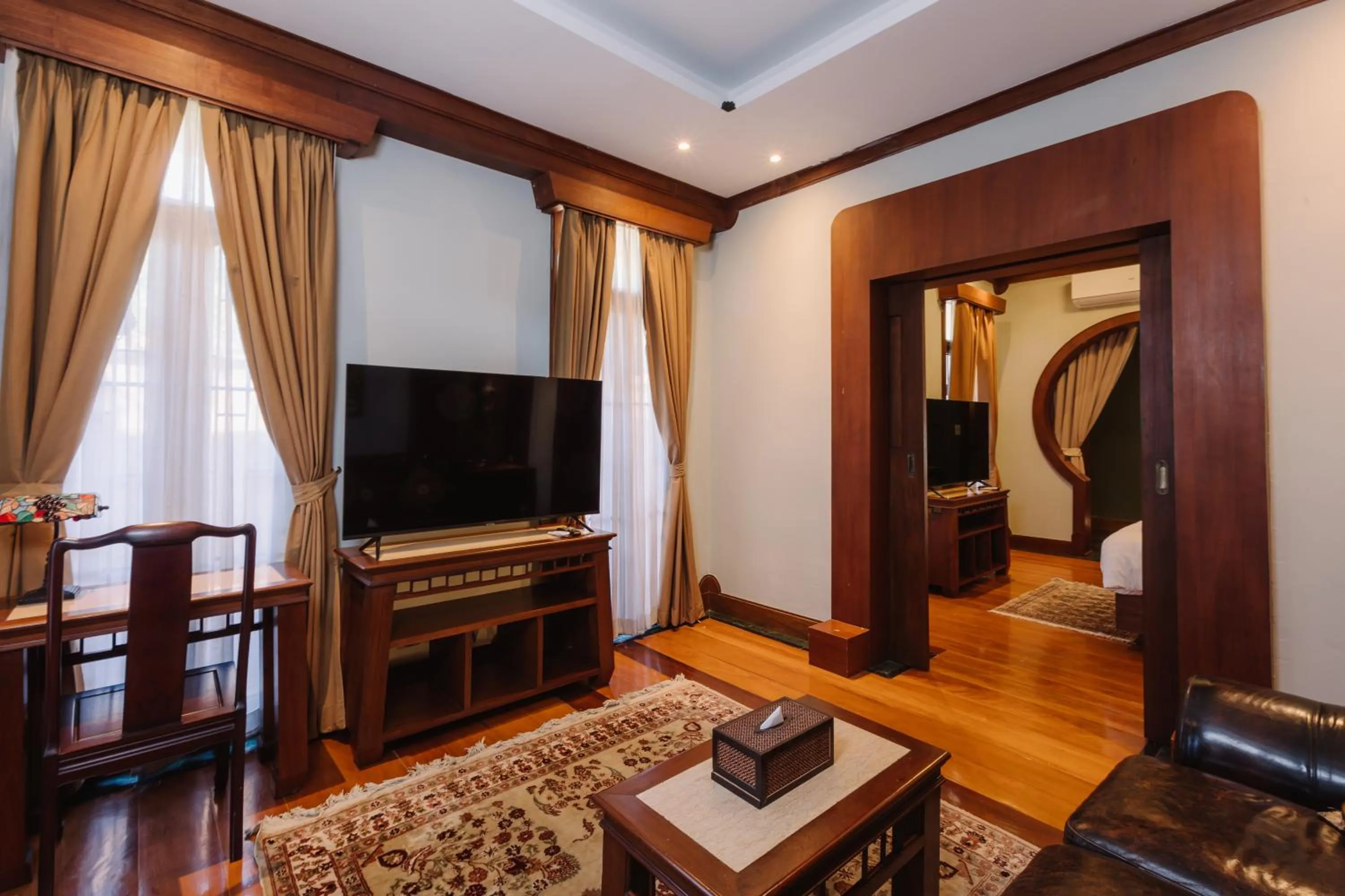 Living room in Lunar Mansion Hotel