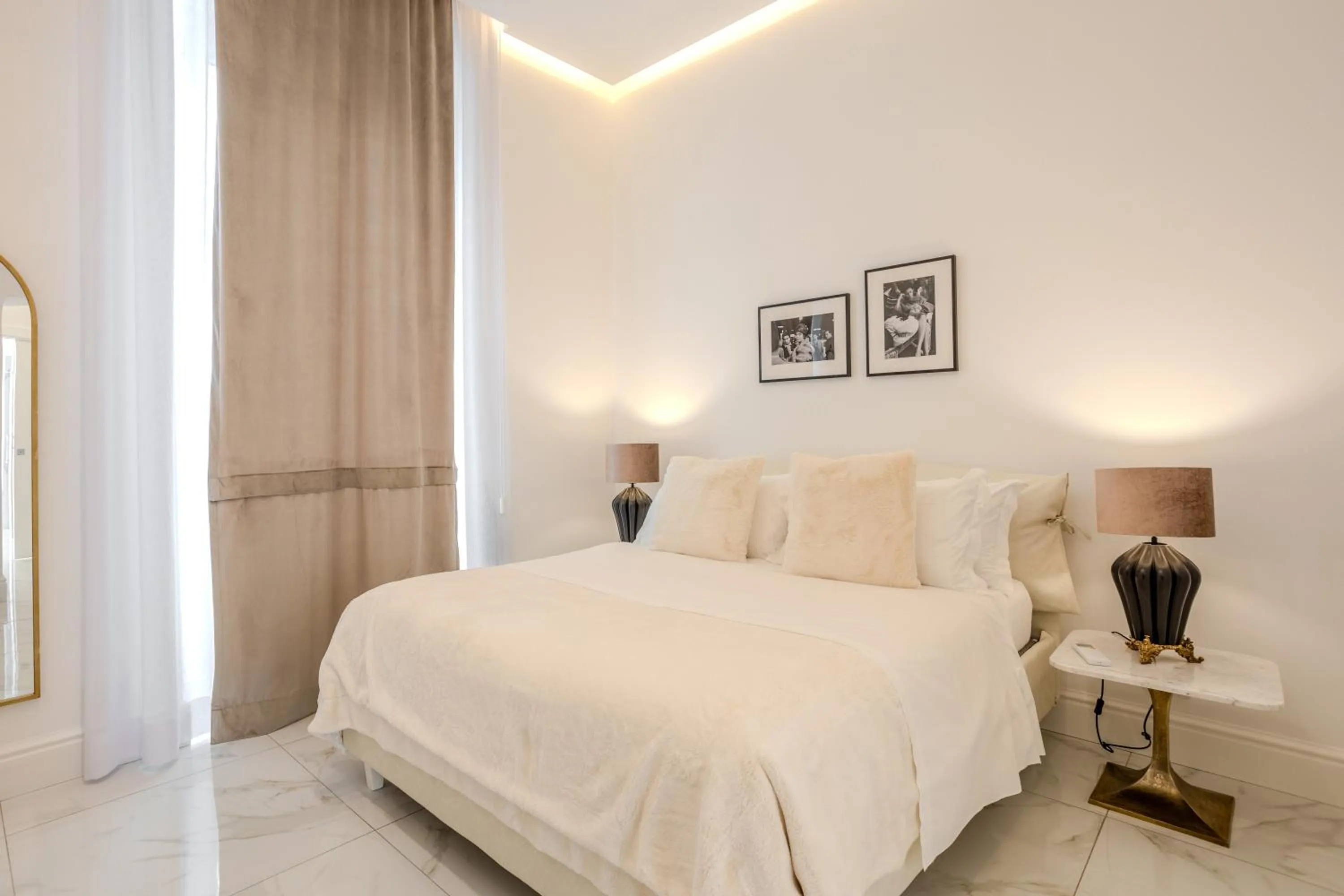 Photo of the whole room, Bed in La Corte dei Mille Luxury