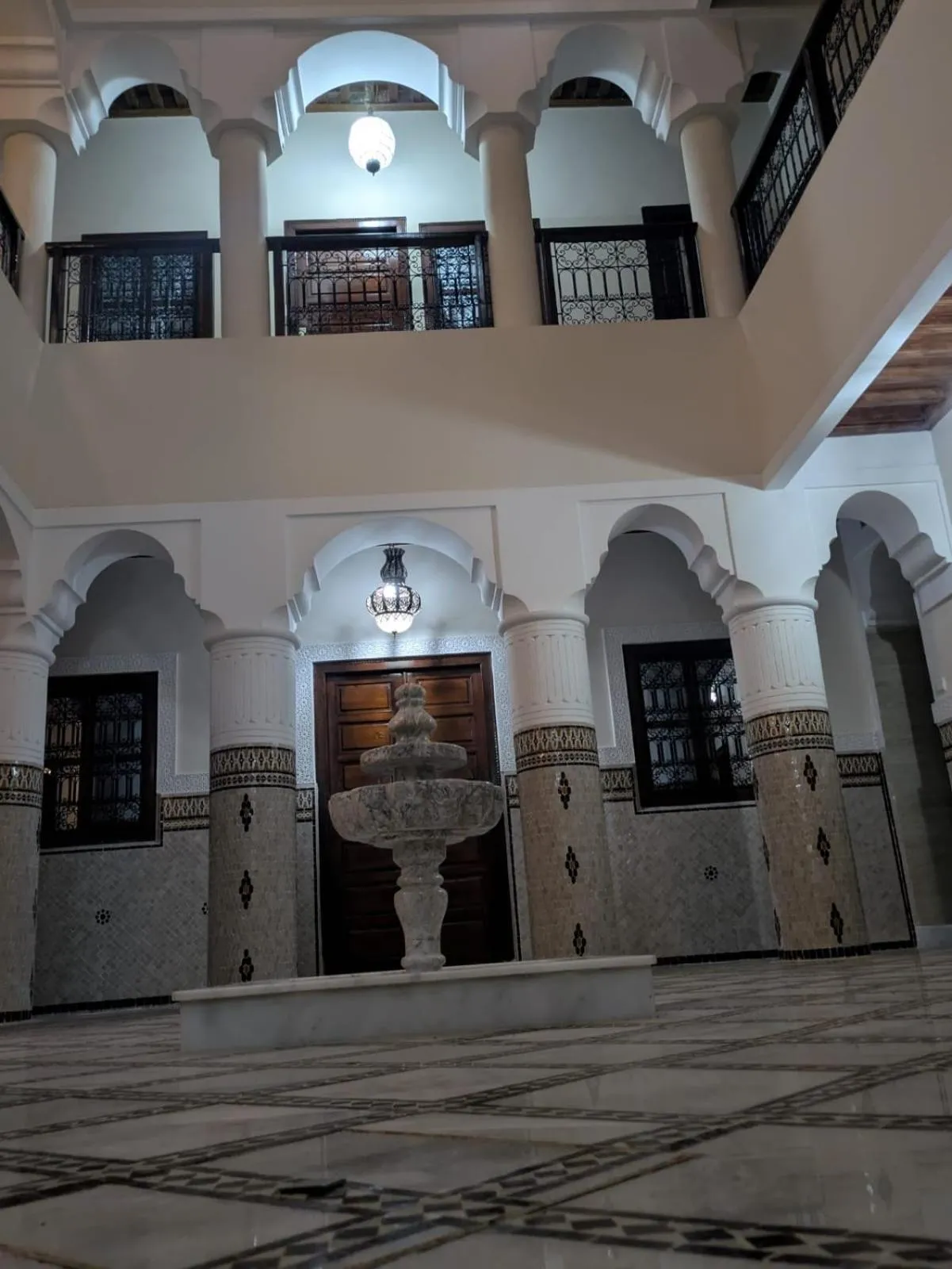 Facade/entrance in Hotel Cecil