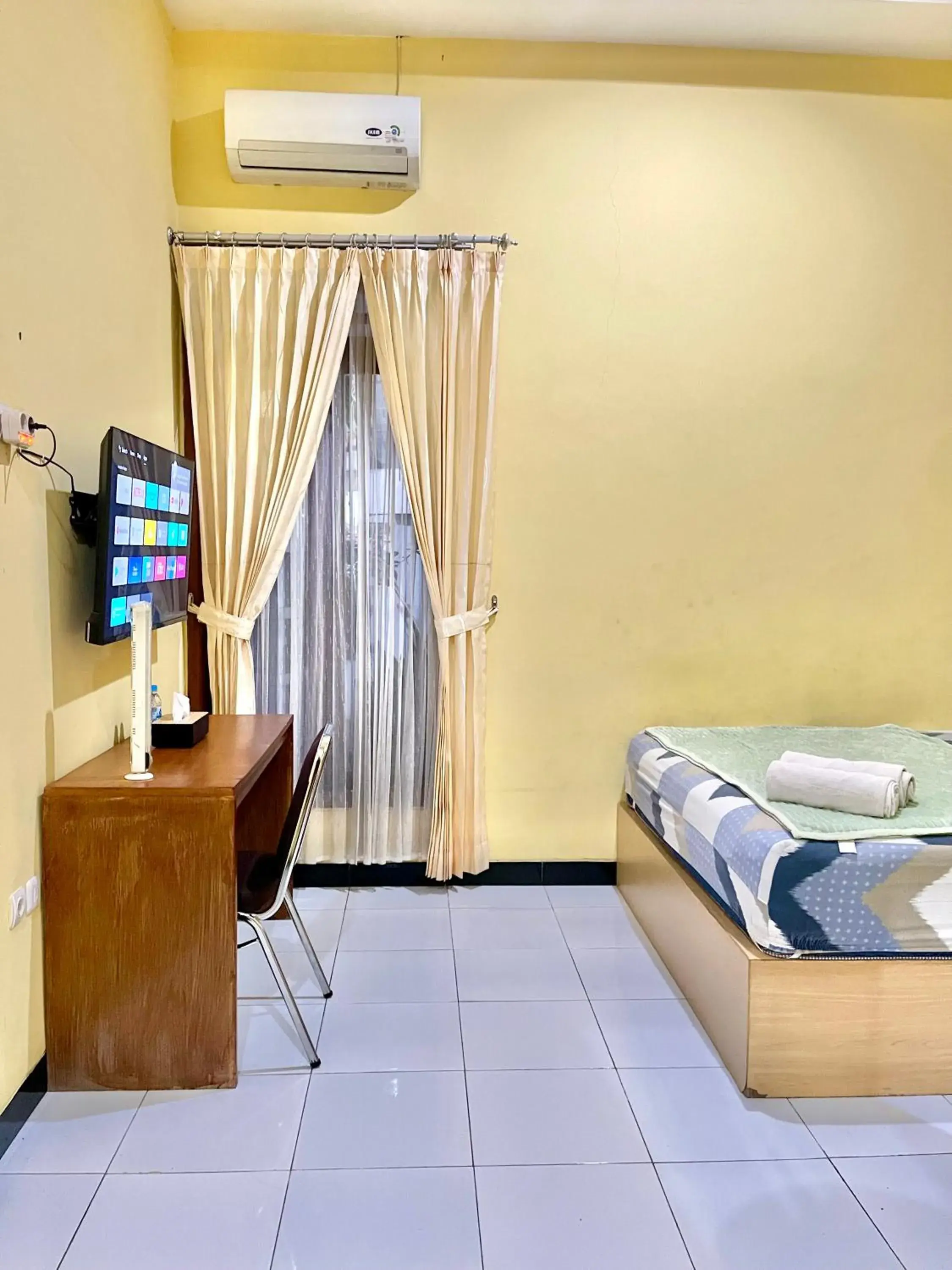 Bed in Telu Telu Solo Bed in Telu Telu Solo