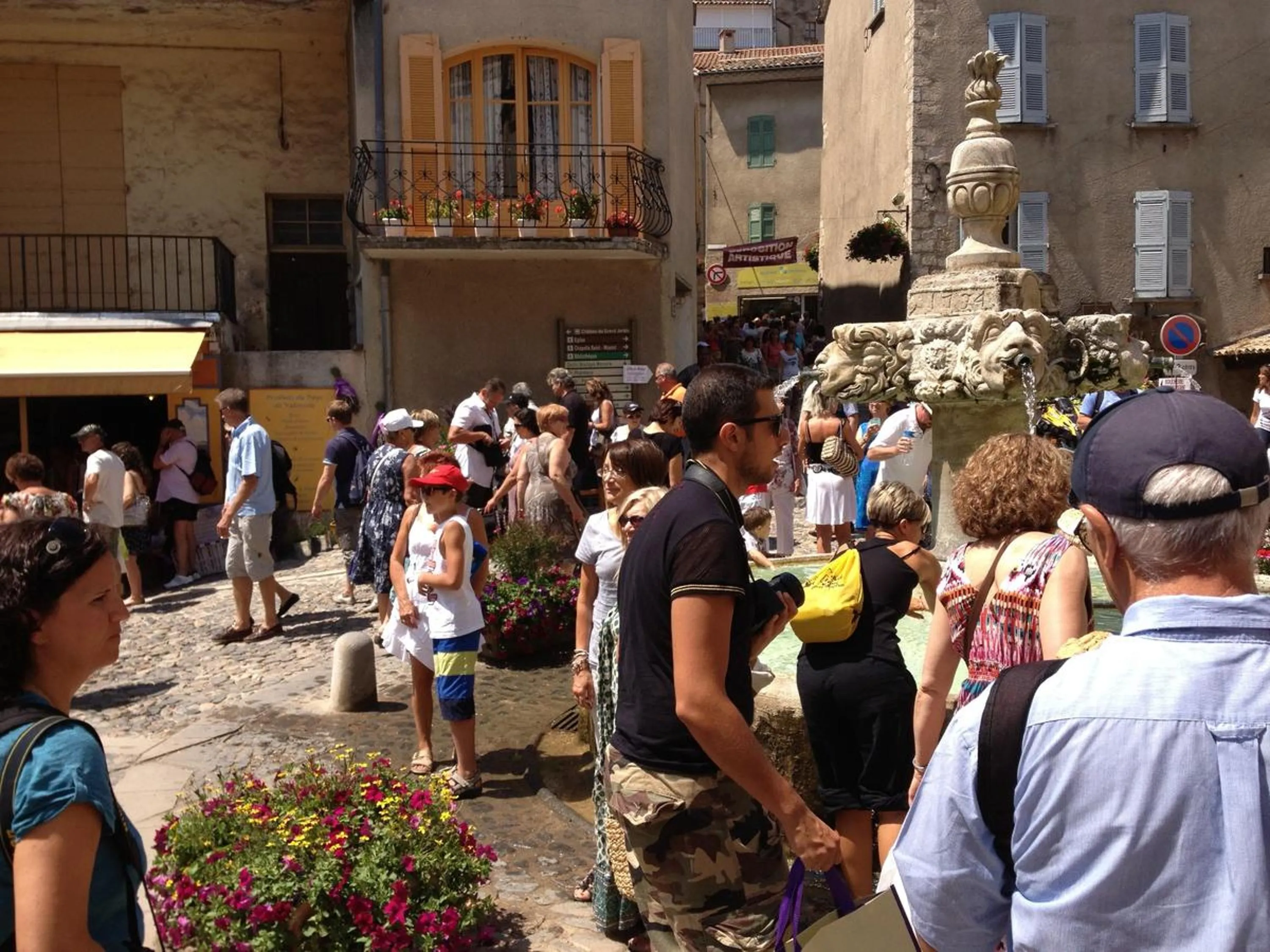 Neighbourhood in B&B La Grande Dame