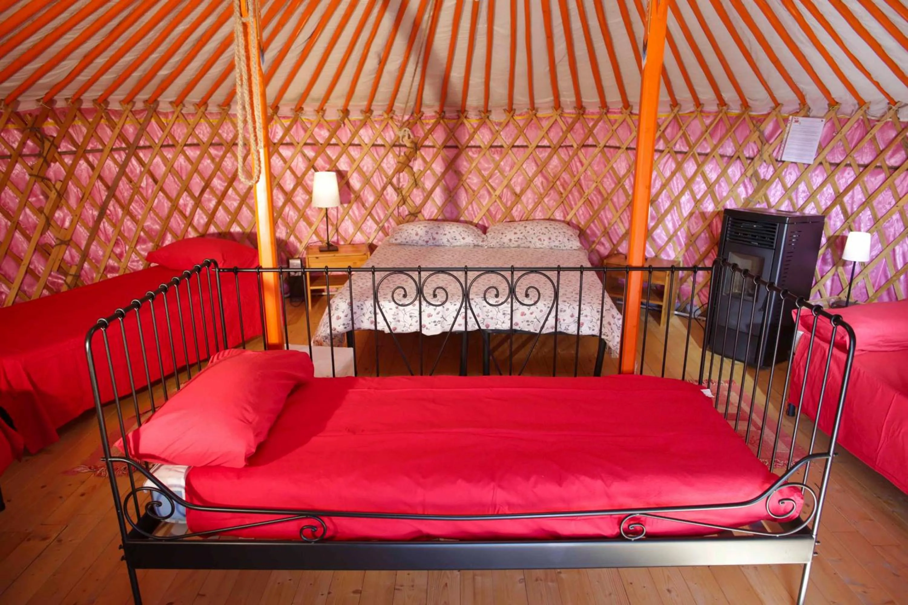 Bed in Società Agricola Cacigolara