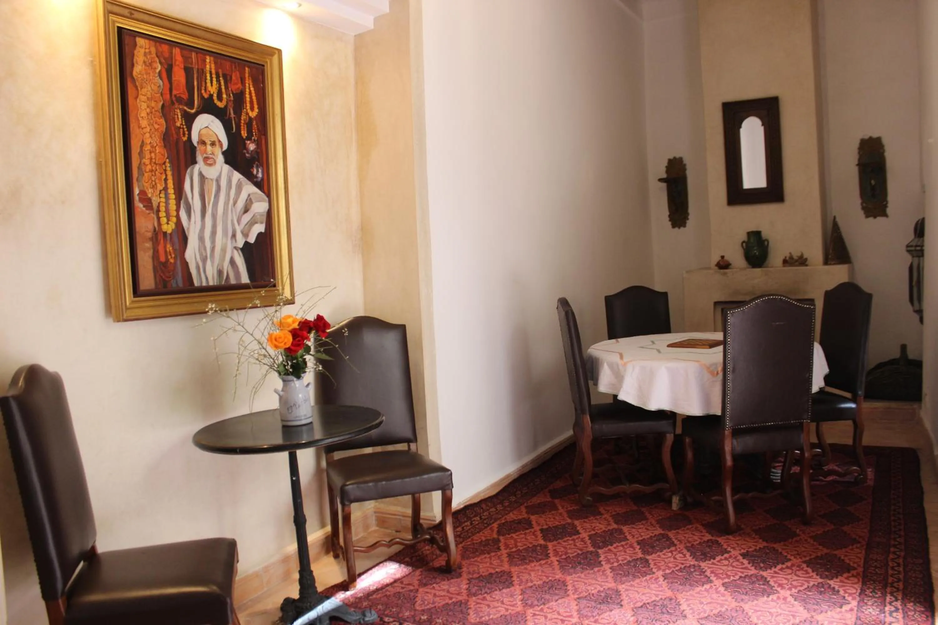Restaurant/places to eat in Riad Jnan El Cadi