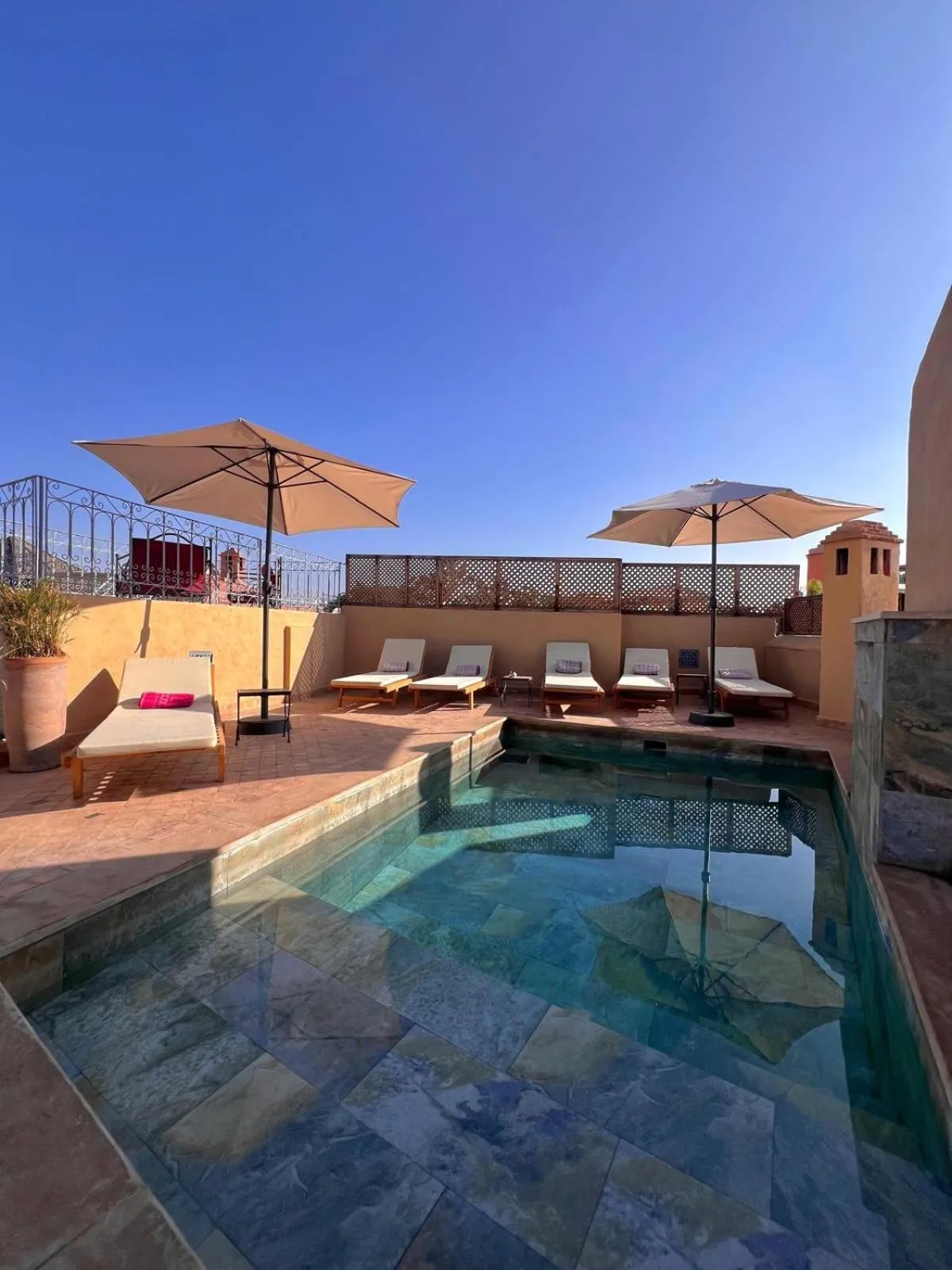 Swimming pool in Riad Jnan El Cadi