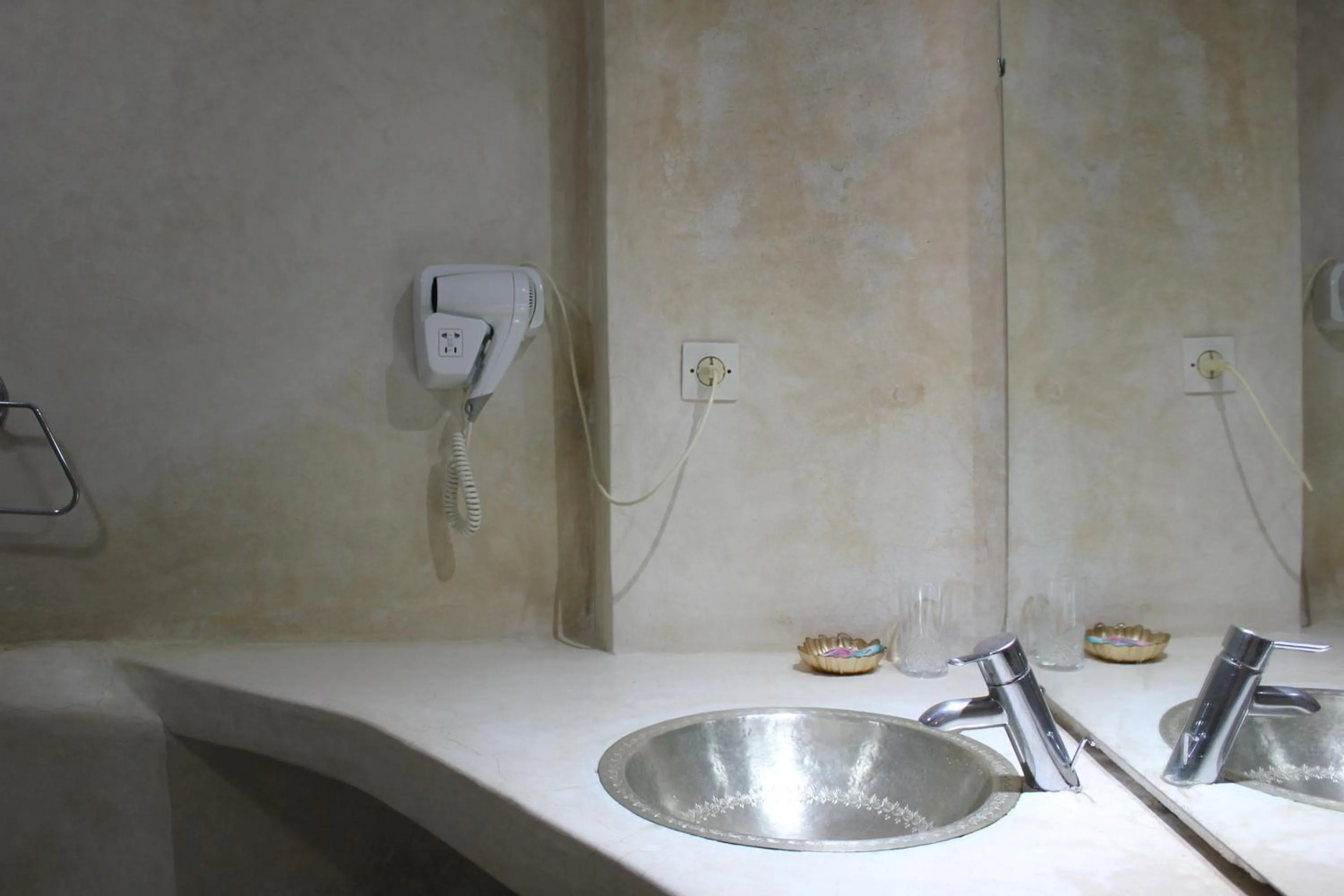 Bathroom in Riad Jnan El Cadi