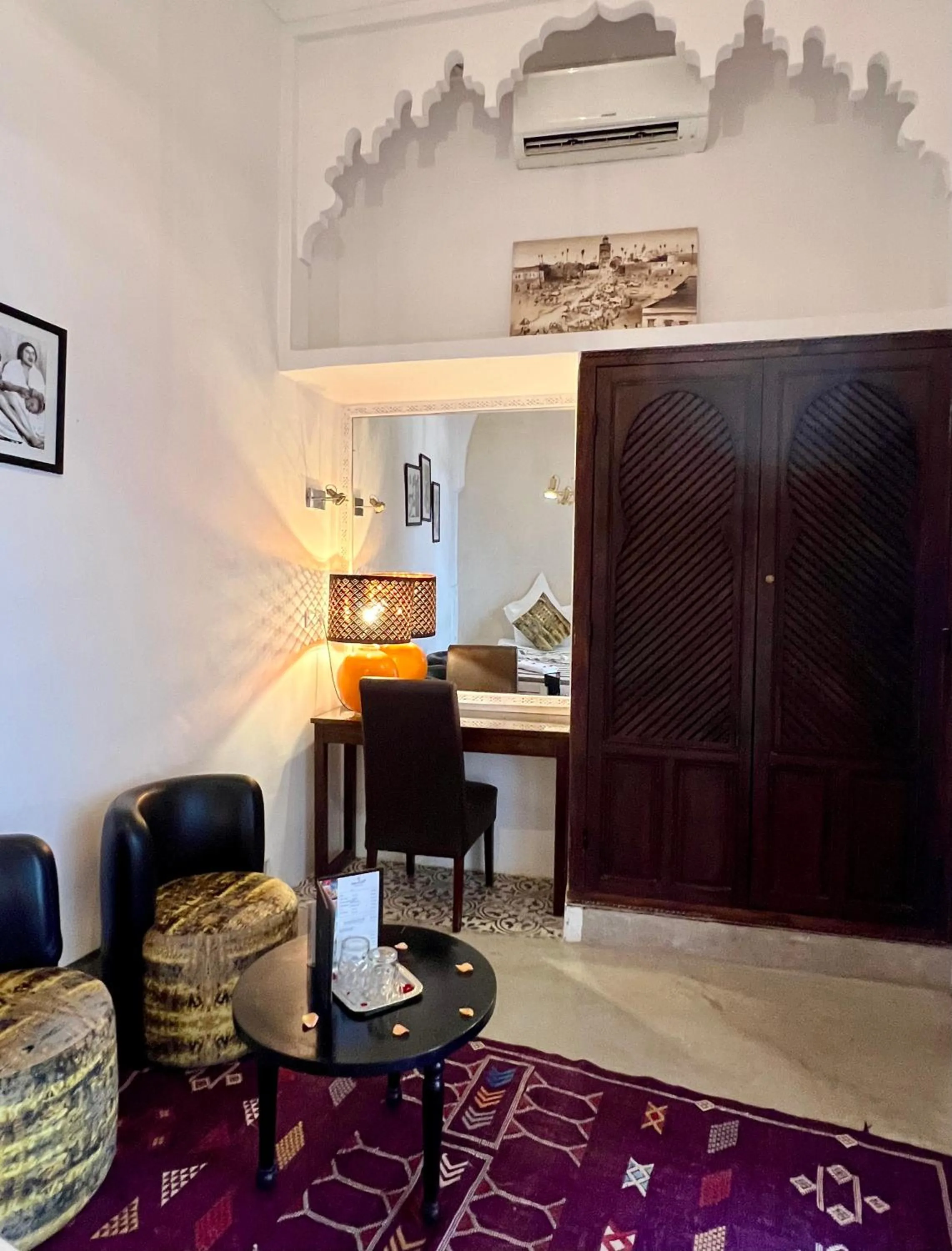 Bedroom in Riad Jnan El Cadi